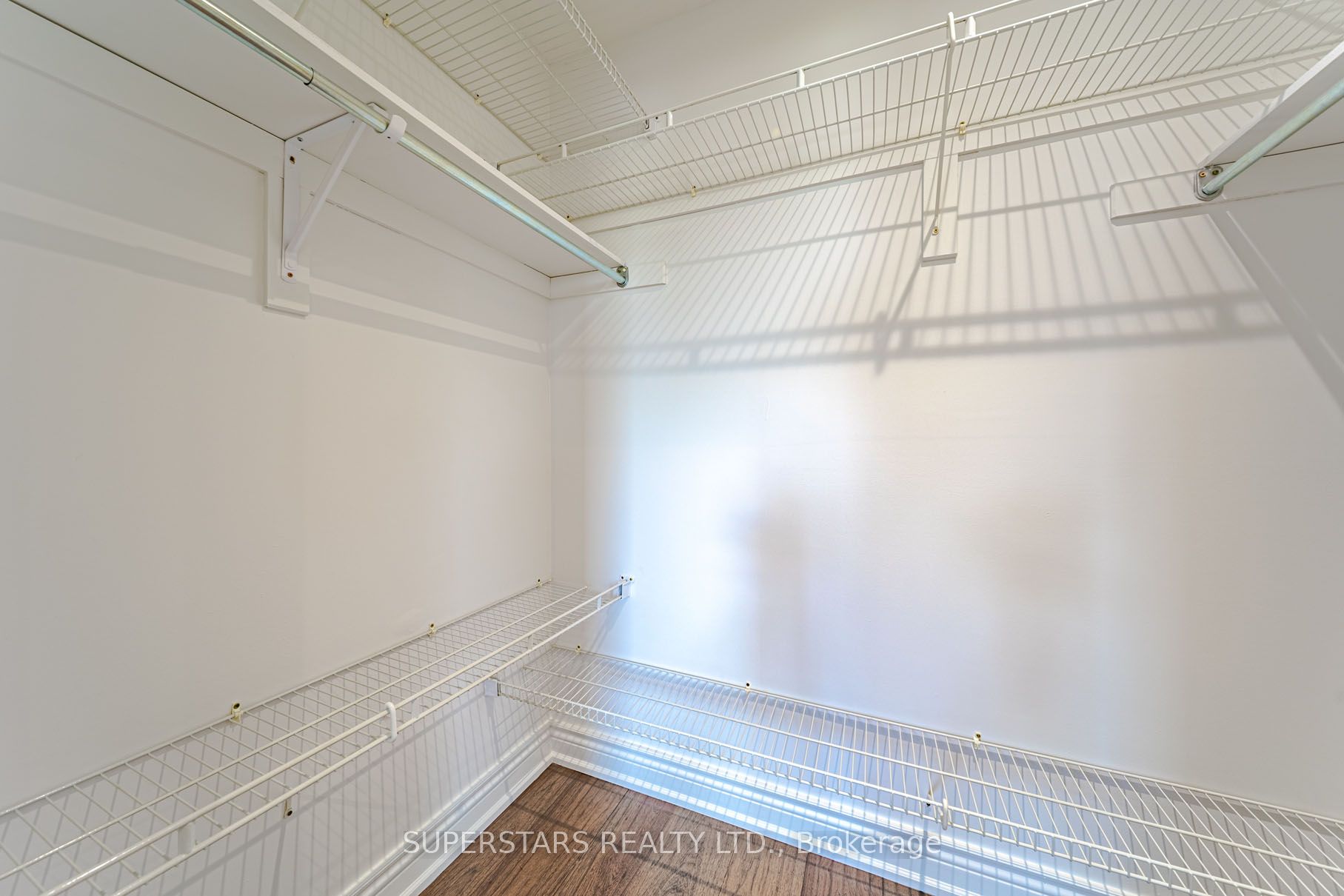 45 Tower Bridge Crescent Property Photo 28