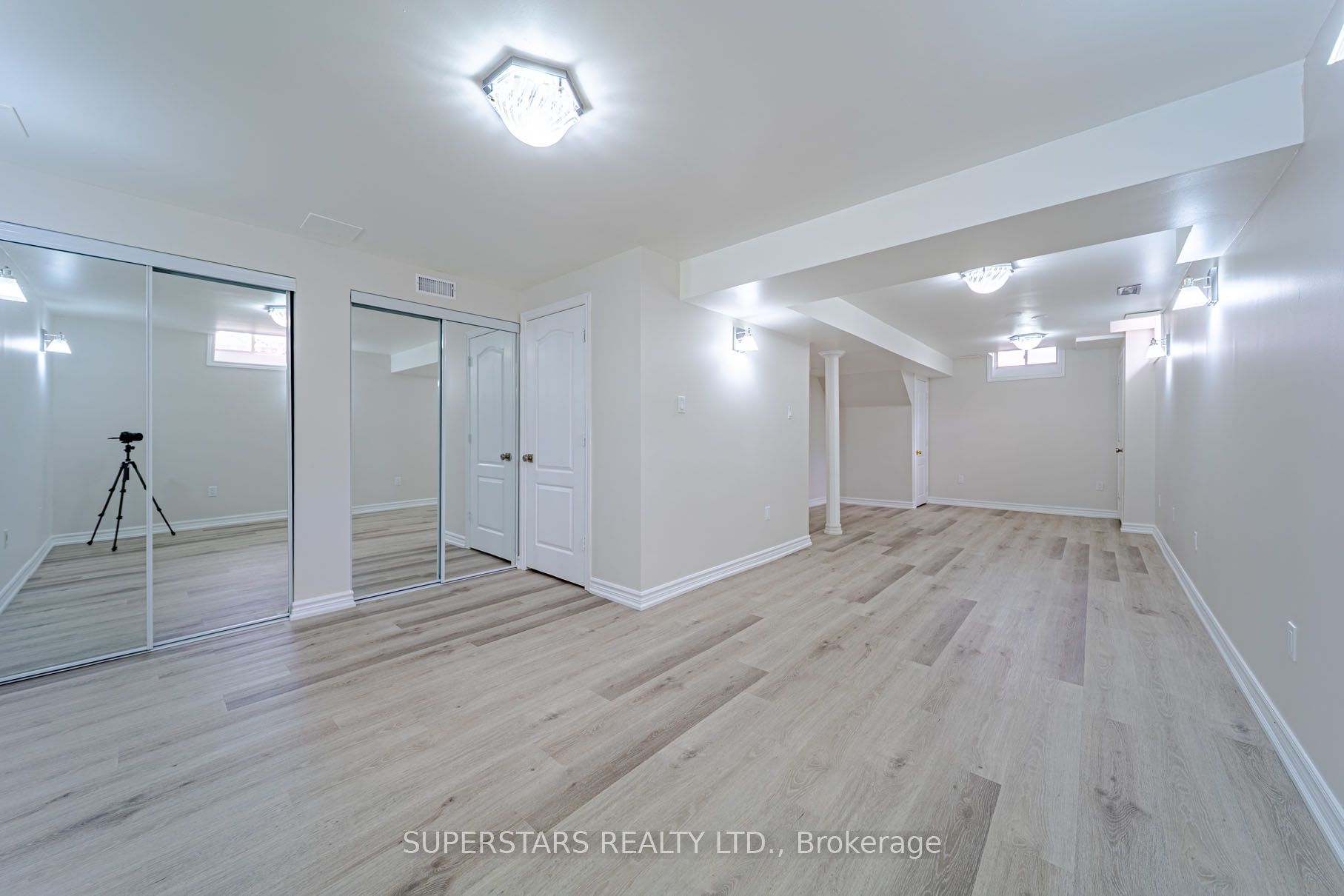 45 Tower Bridge Crescent Property Photo 37