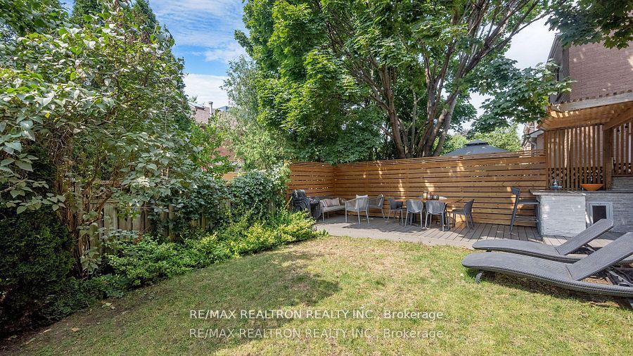 145 Roseborough Crescent Property Photo 14