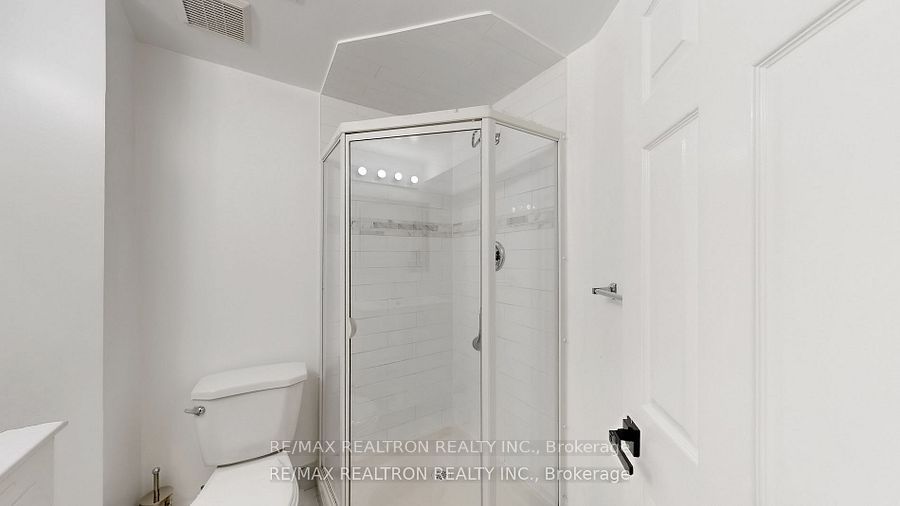 145 Roseborough Crescent Property Photo 22