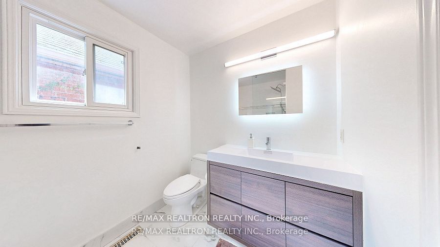 145 Roseborough Crescent Property Photo 27