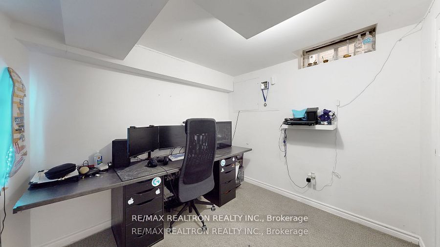 145 Roseborough Crescent Property Photo 30