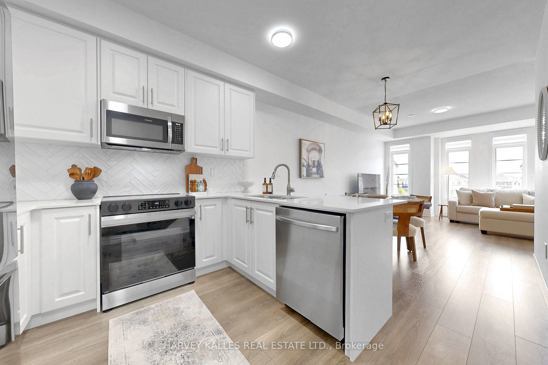 32 Mel Irving Drive Property Photo 18
