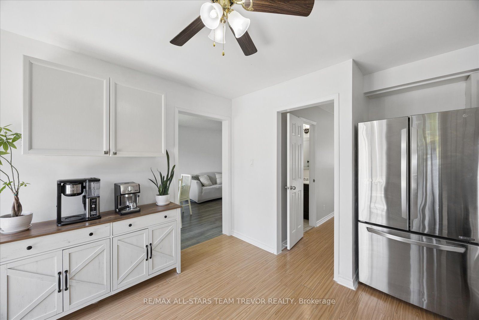 98 Carrick Avenue Property Photo 6