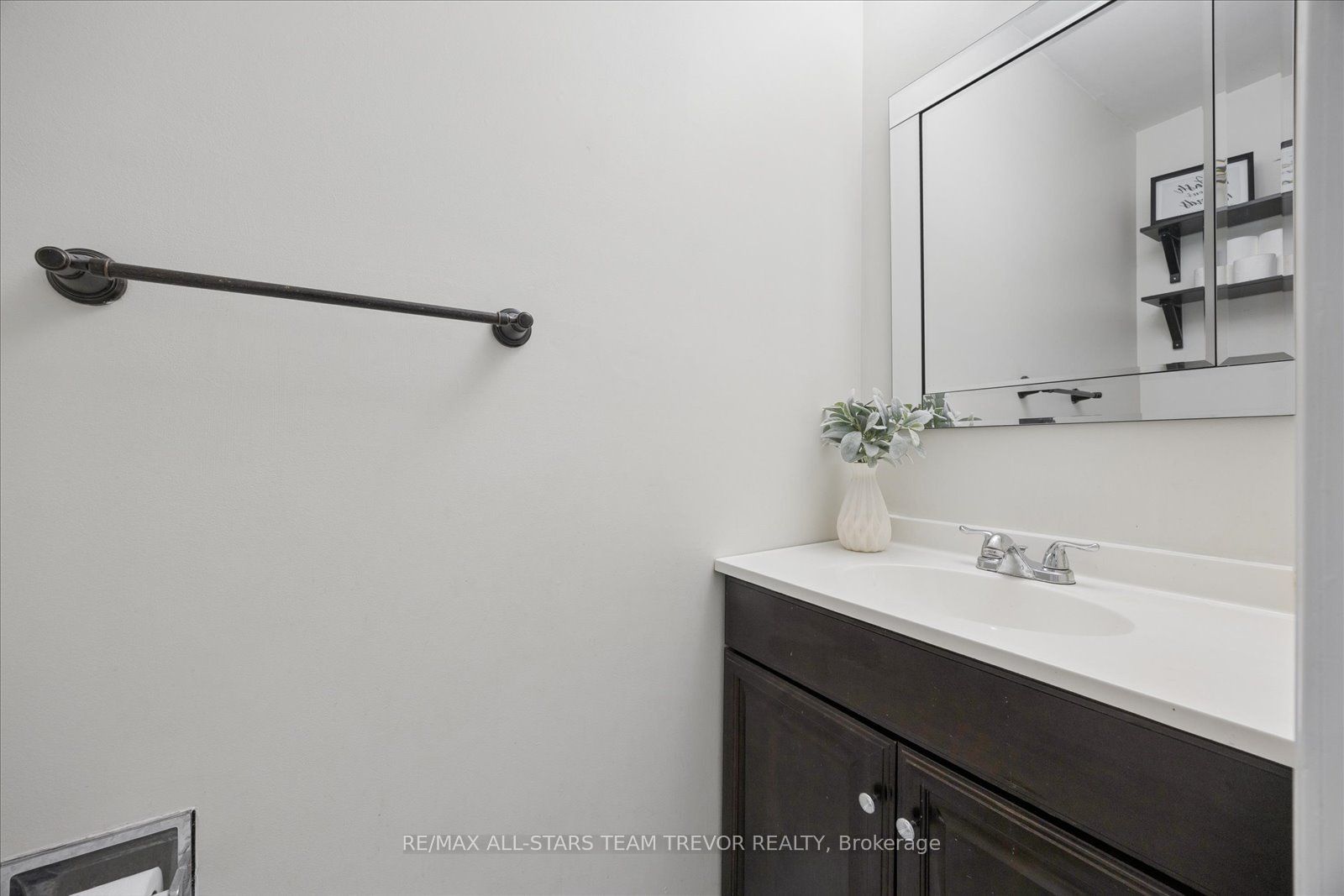 98 Carrick Avenue Property Photo 12