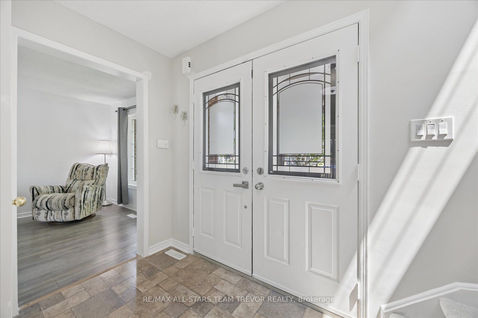 98 Carrick Avenue Property Photo 13