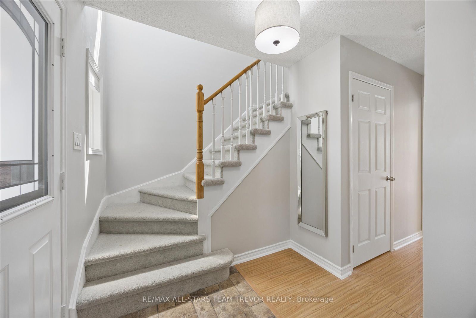 98 Carrick Avenue Property Photo 15