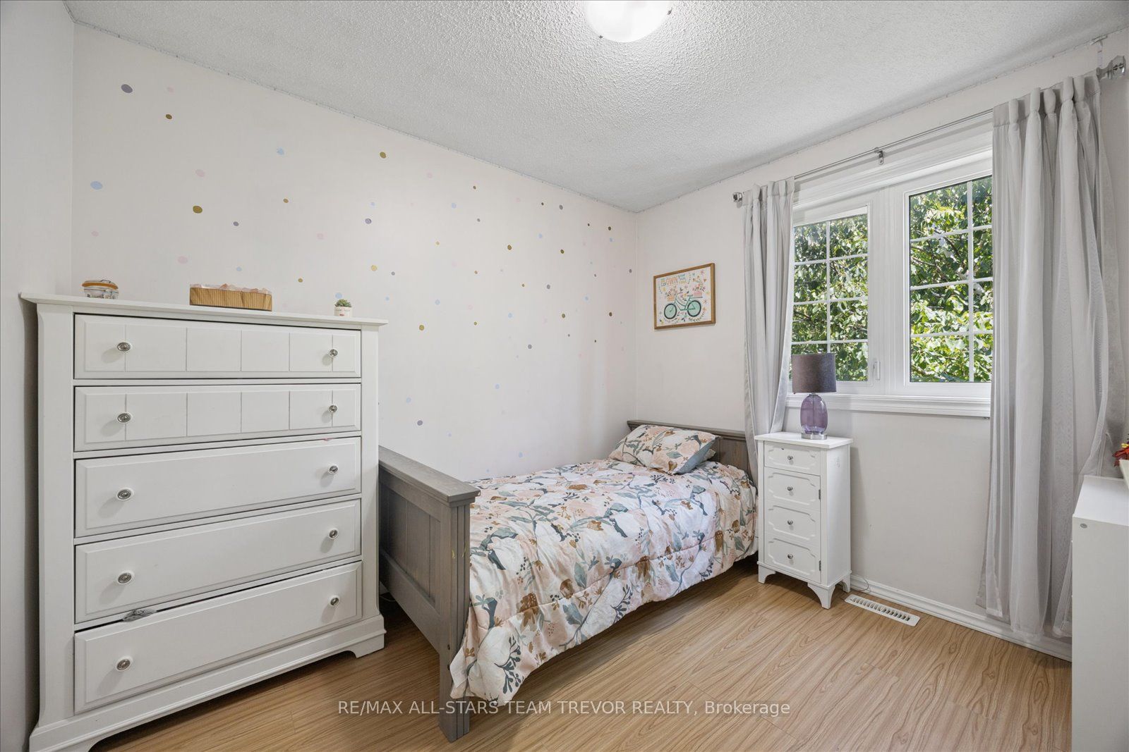 98 Carrick Avenue Property Photo 19