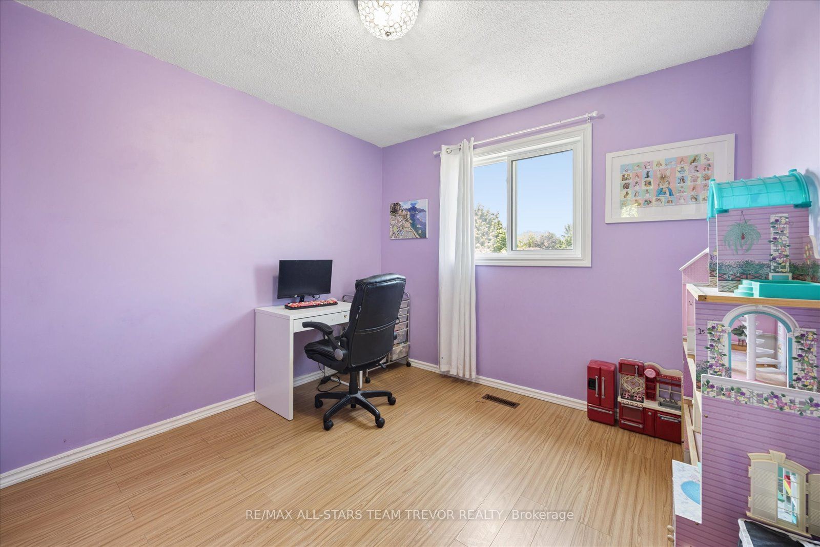 98 Carrick Avenue Property Photo 21
