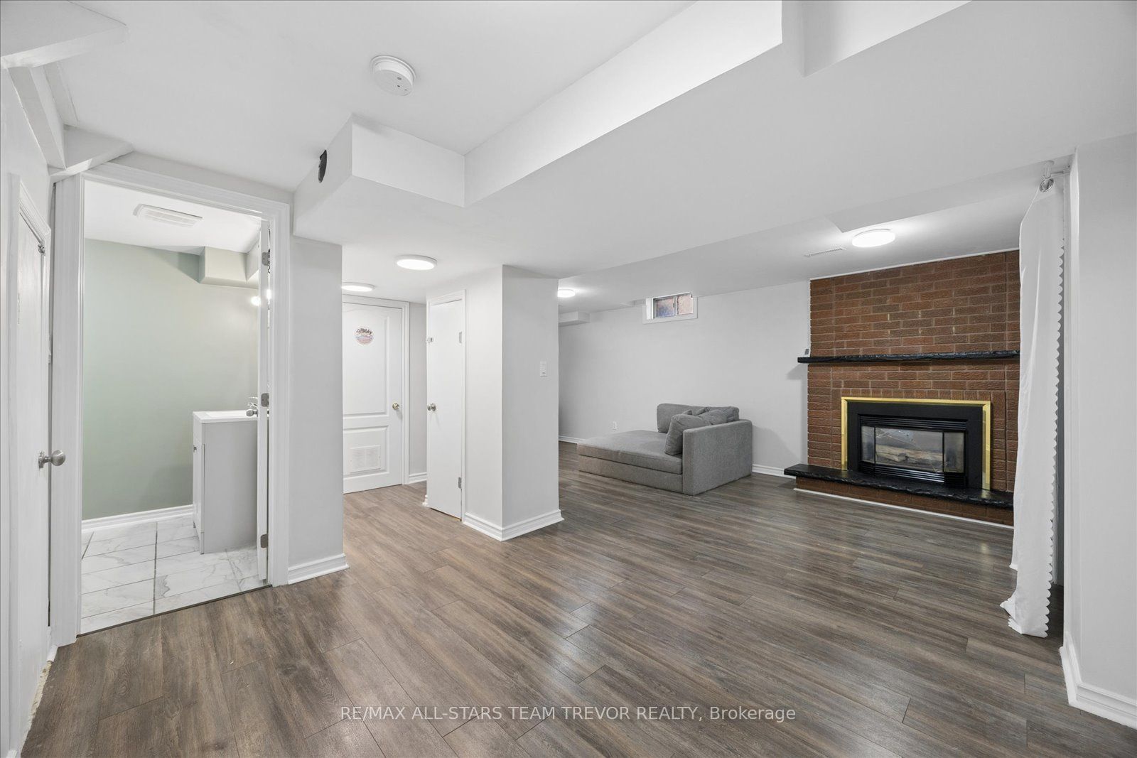 98 Carrick Avenue Property Photo 25