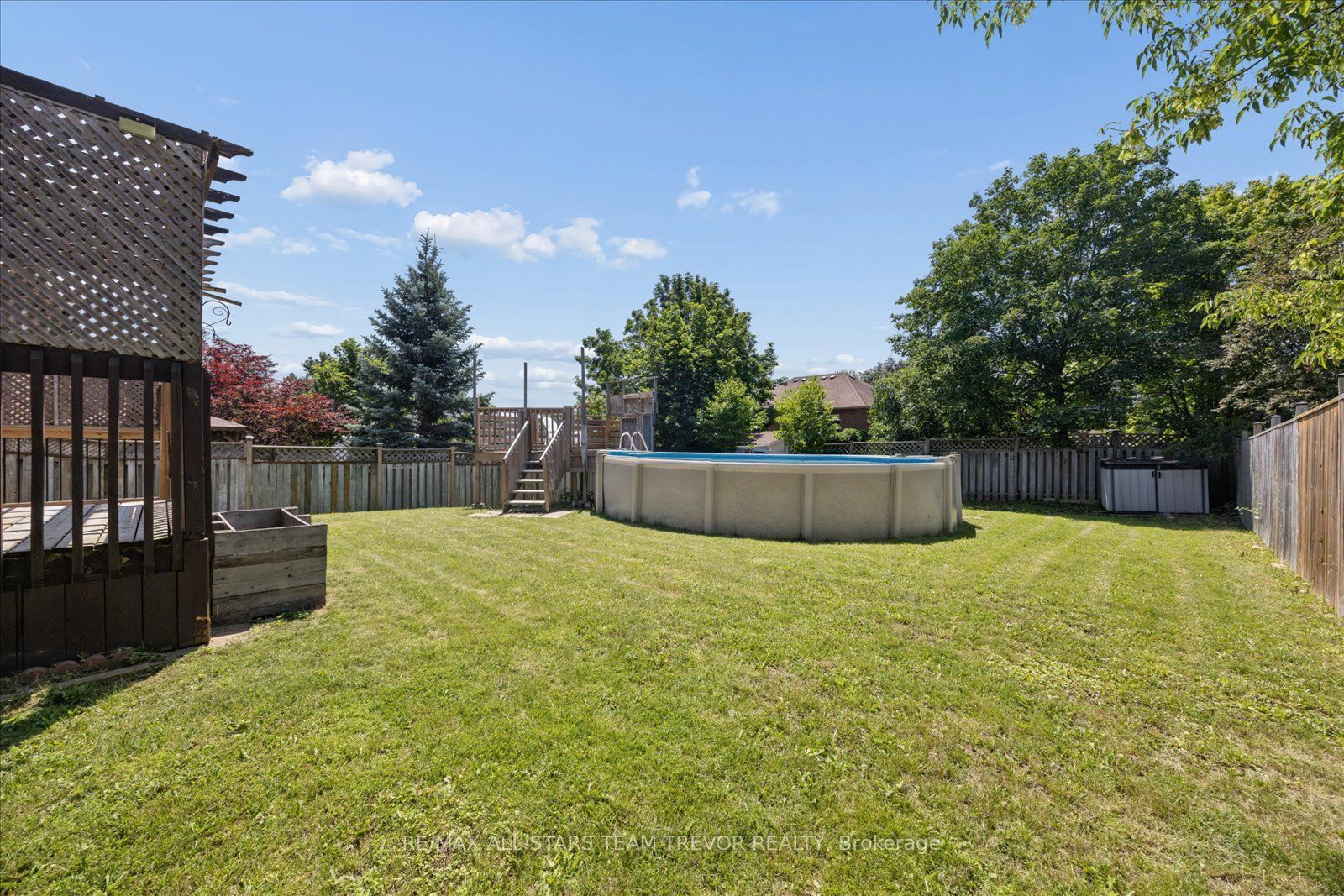 98 Carrick Avenue Property Photo 38