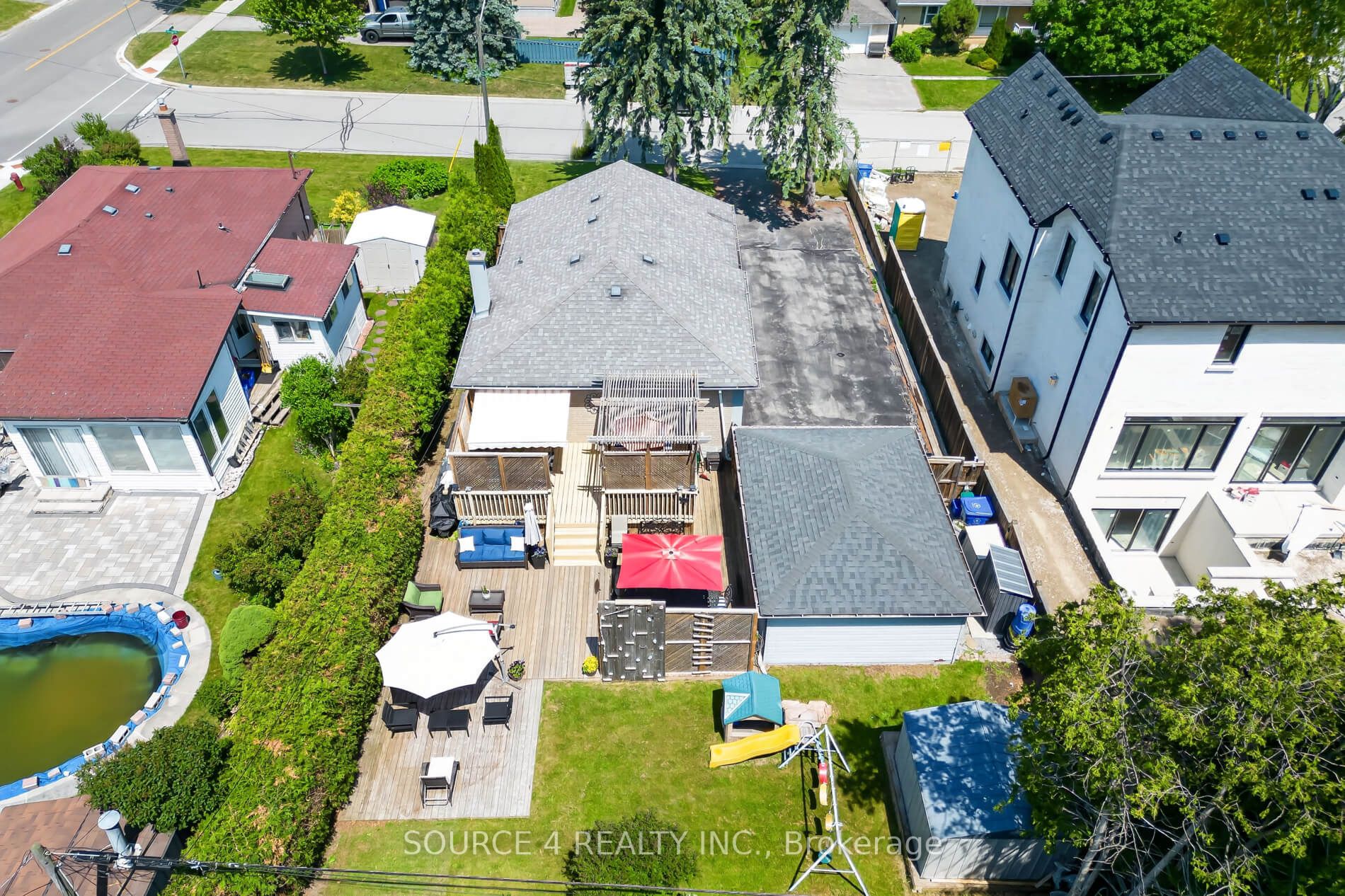 51 Knowles Crescent Property Photo 47
