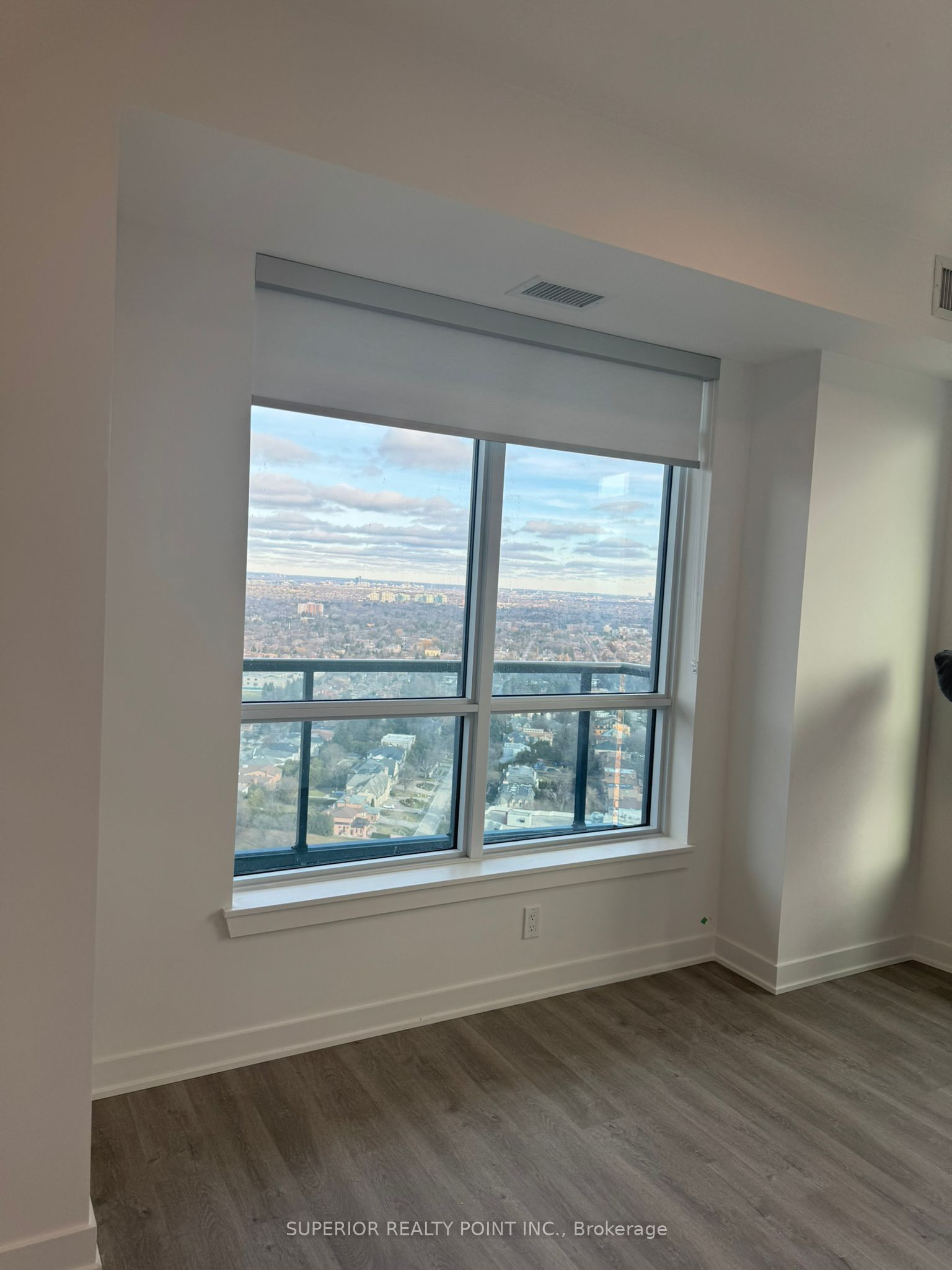 30 Upper Mall Way 3310 Property Photo 12