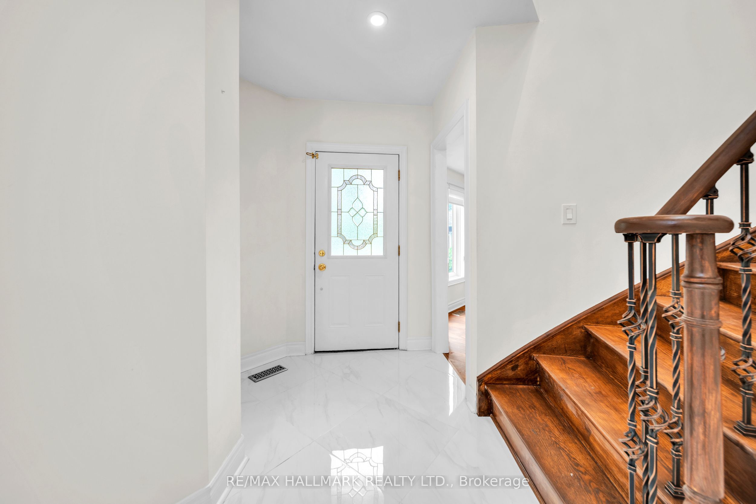 872 Hilton Boulevard Property Photo 9