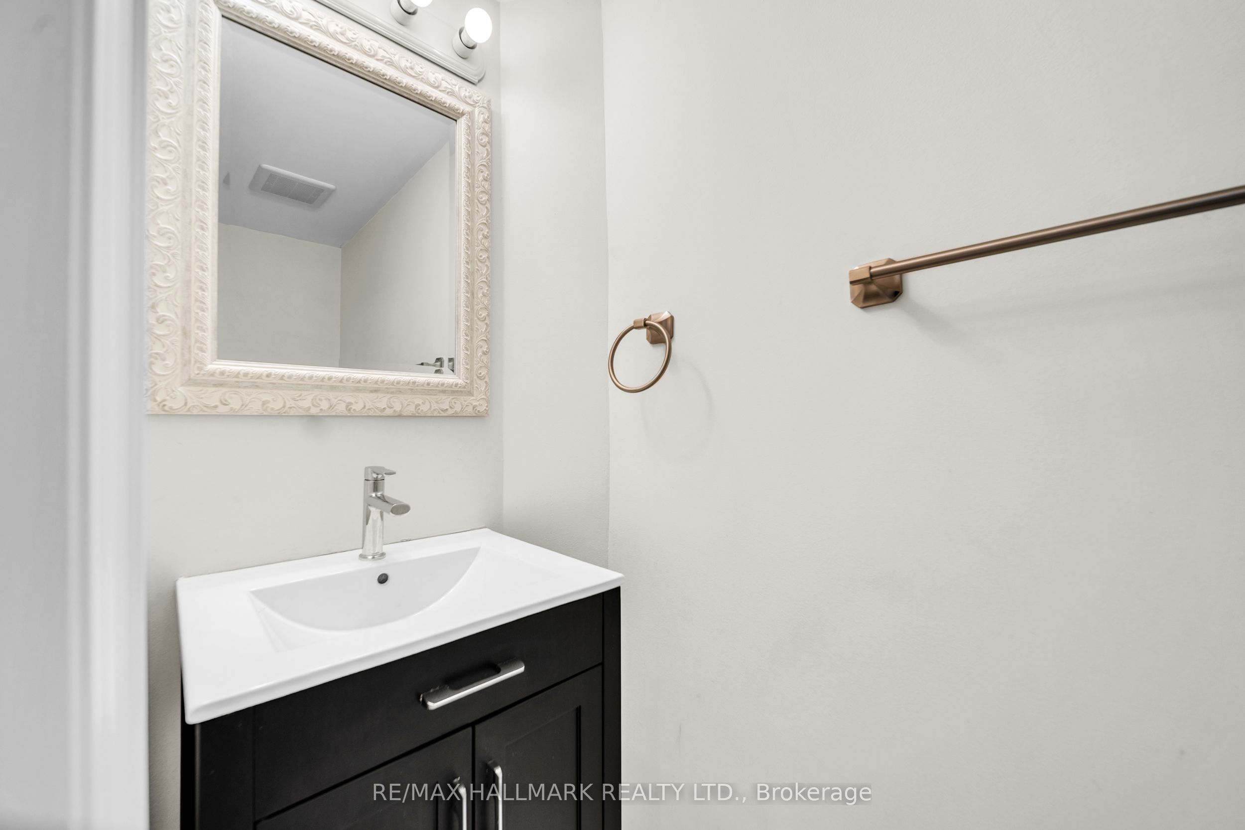 872 Hilton Boulevard Property Photo 12