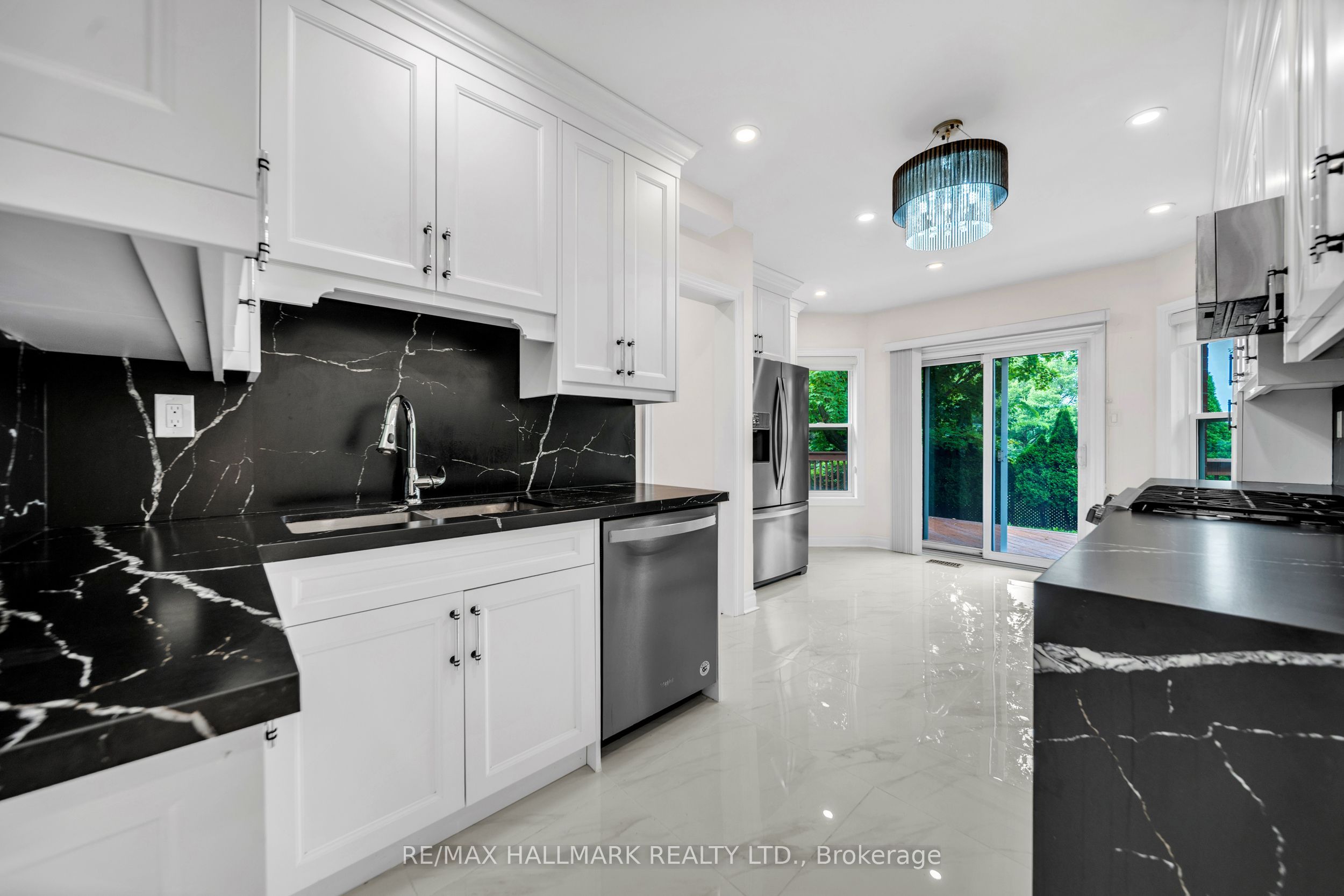 872 Hilton Boulevard Property Photo 14