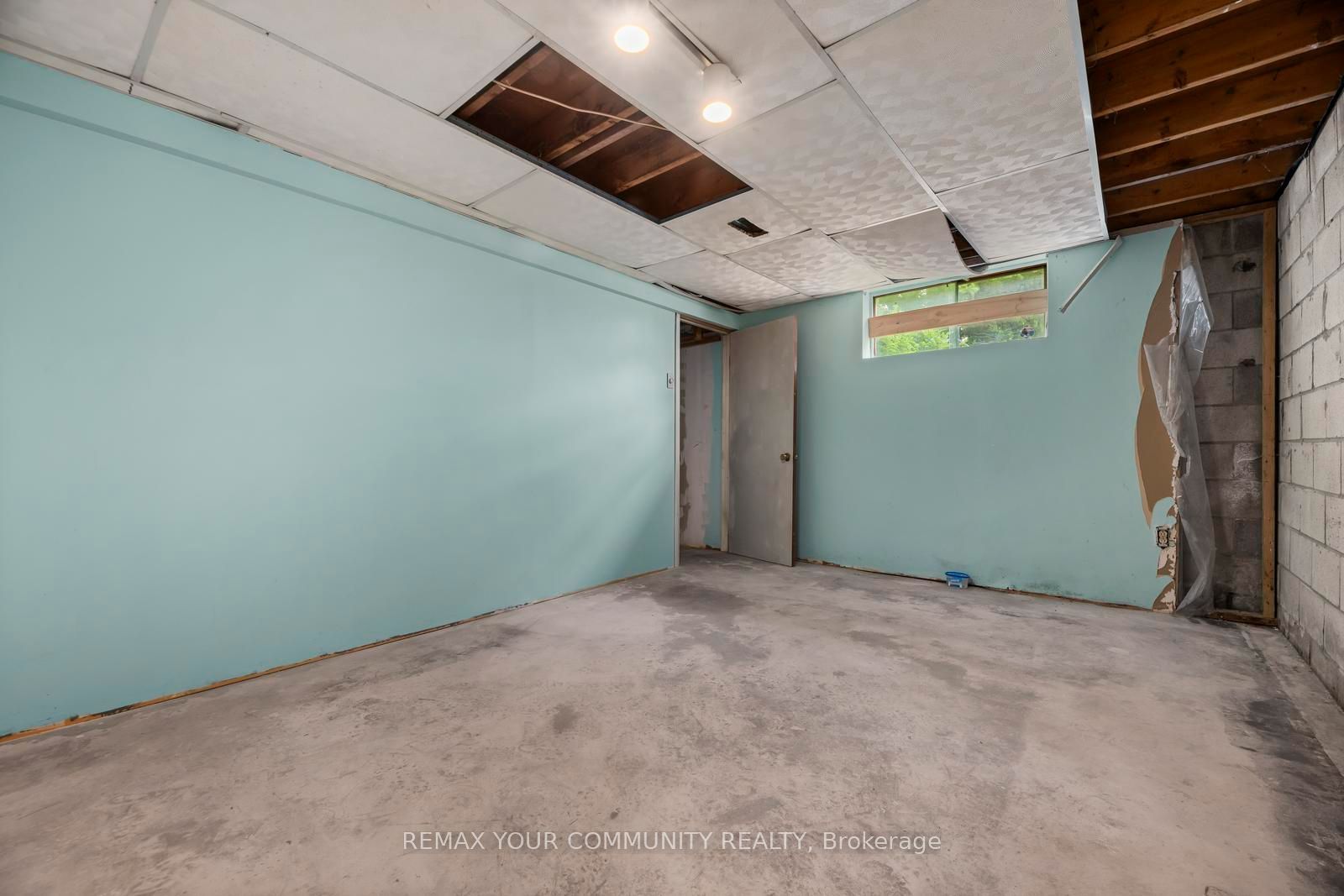 566 Highland Crescent Property Photo 13