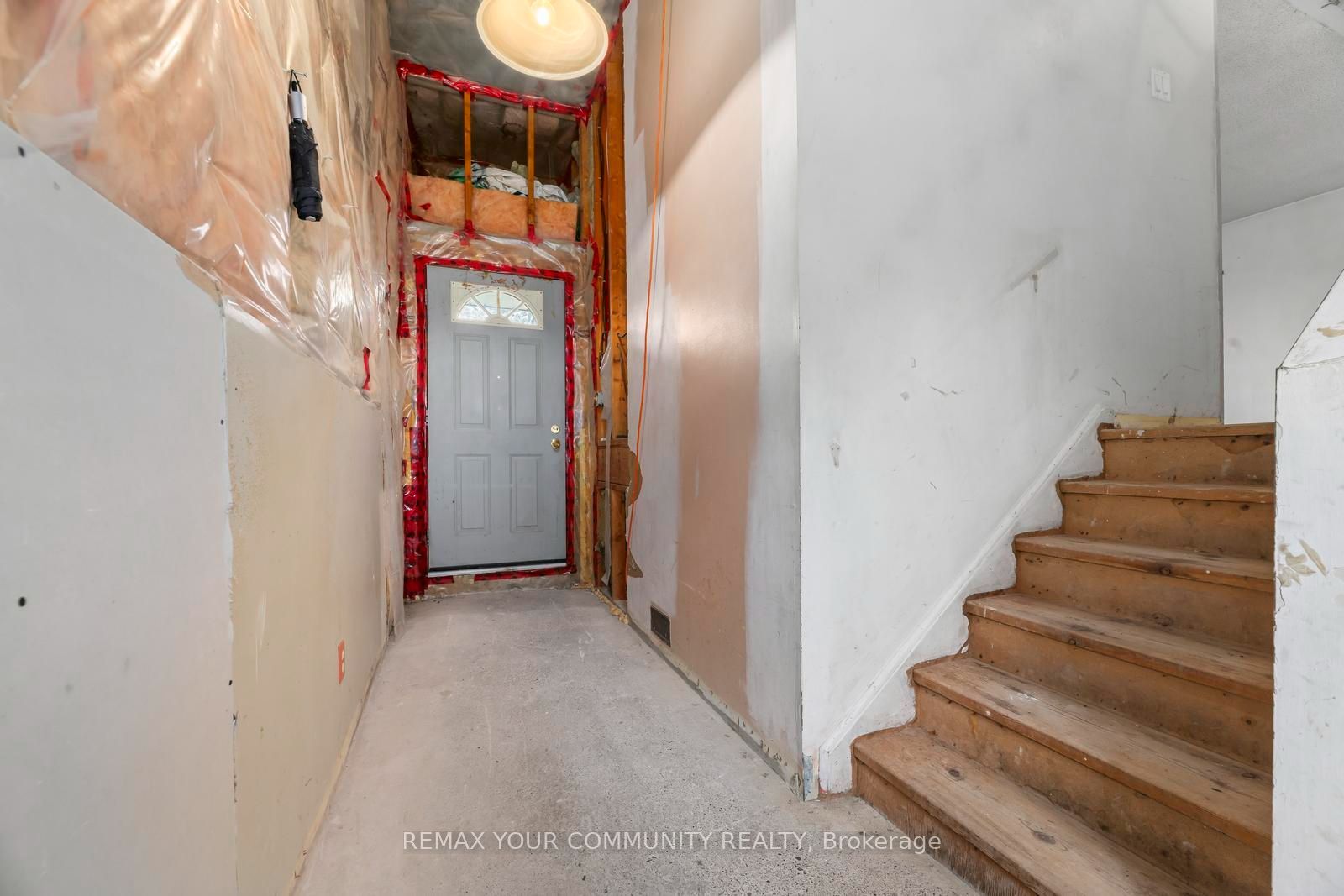 566 Highland Crescent Property Photo 23