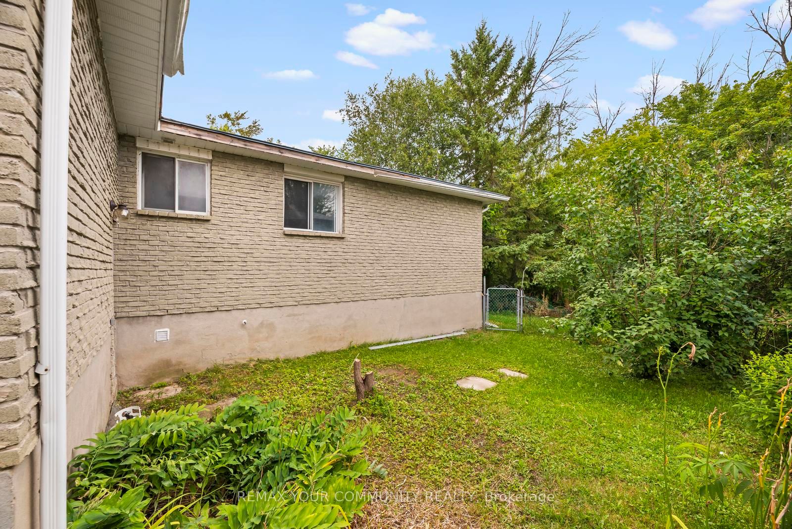 566 Highland Crescent Property Photo 28