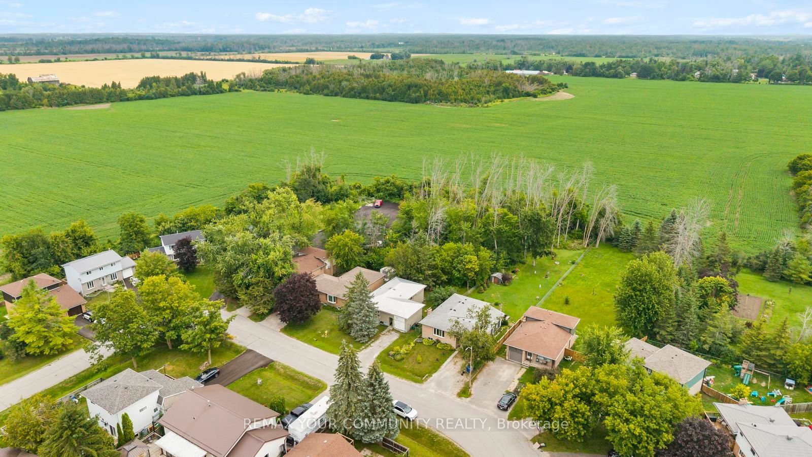 566 Highland Crescent Property Photo 35