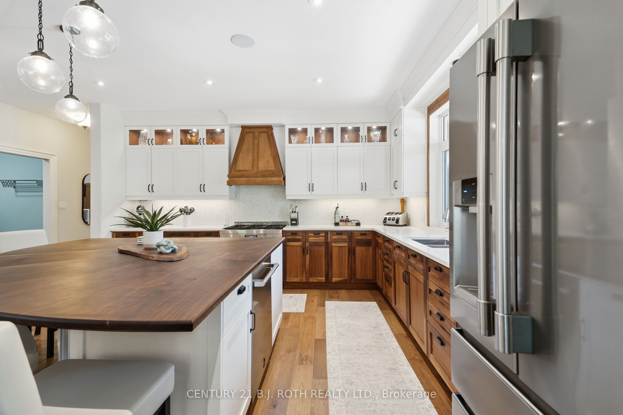 2055 Forest Valley Drive Property Photo 10