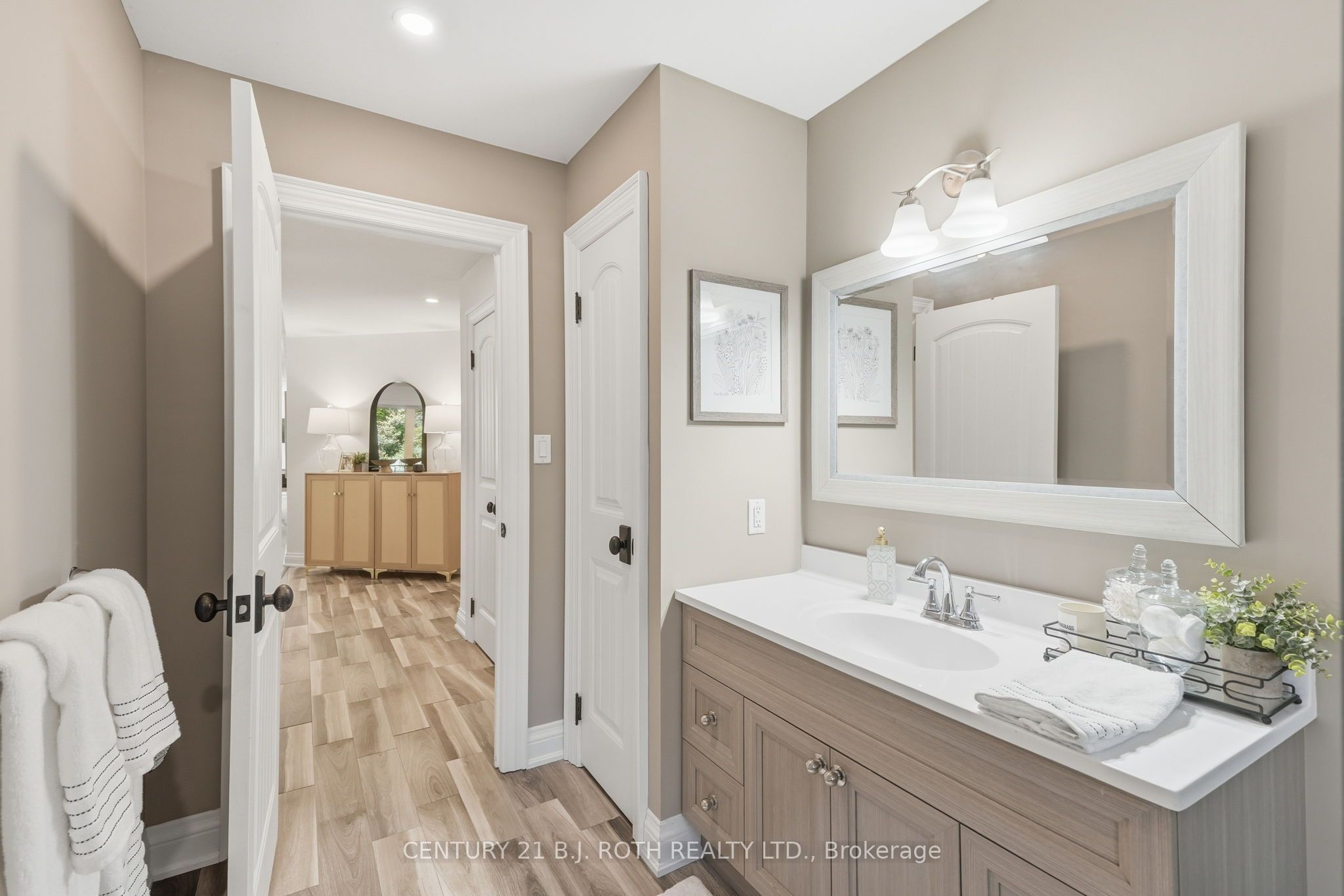 2055 Forest Valley Drive Property Photo 35