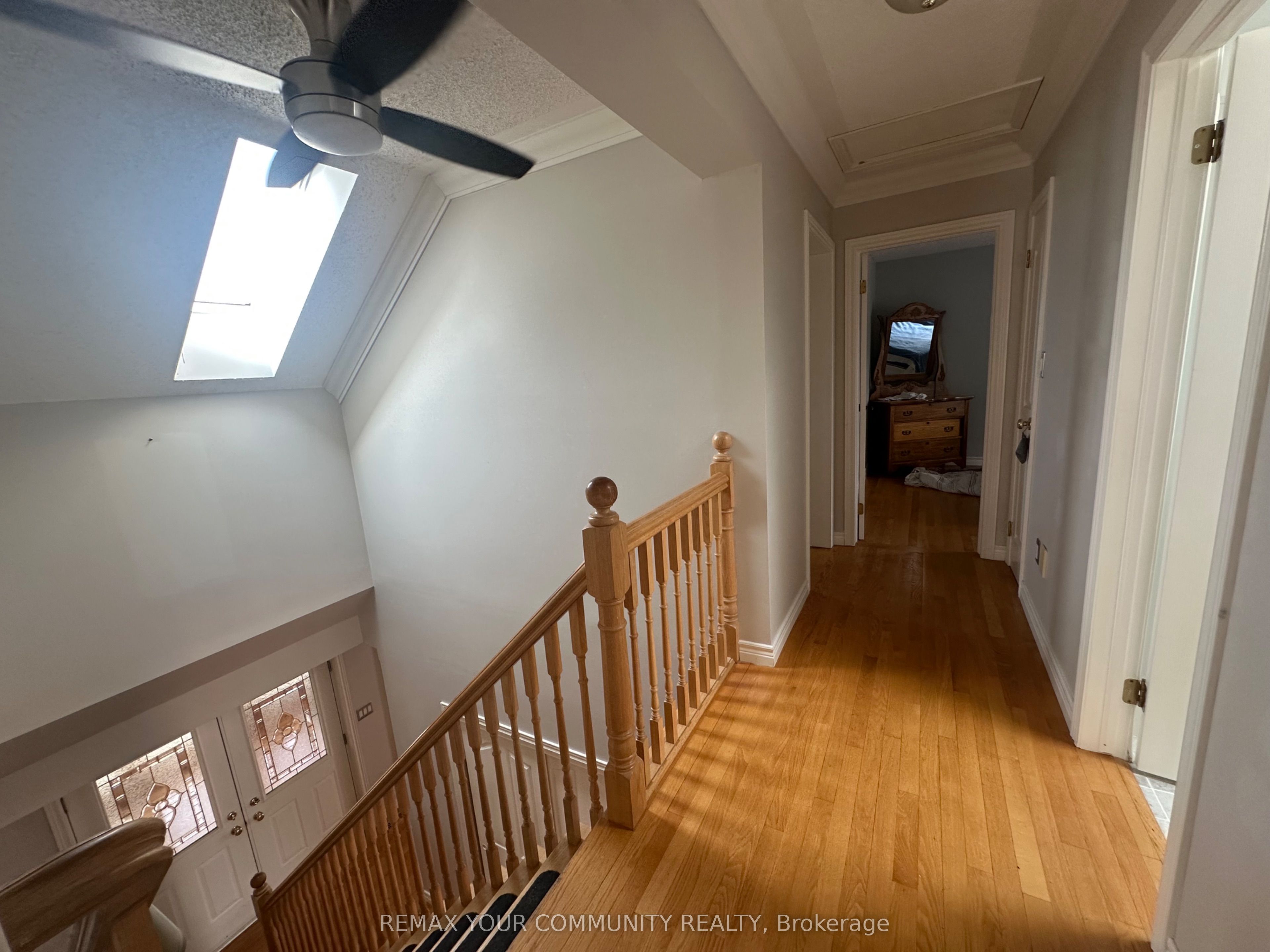 203 Lake Drive E Property Photo 26