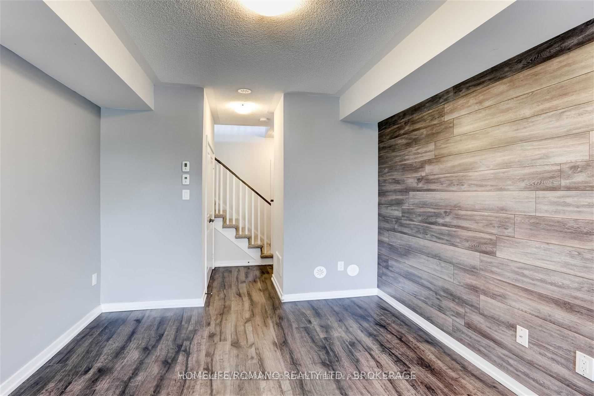 12512 Ninth Line Property Photo 5
