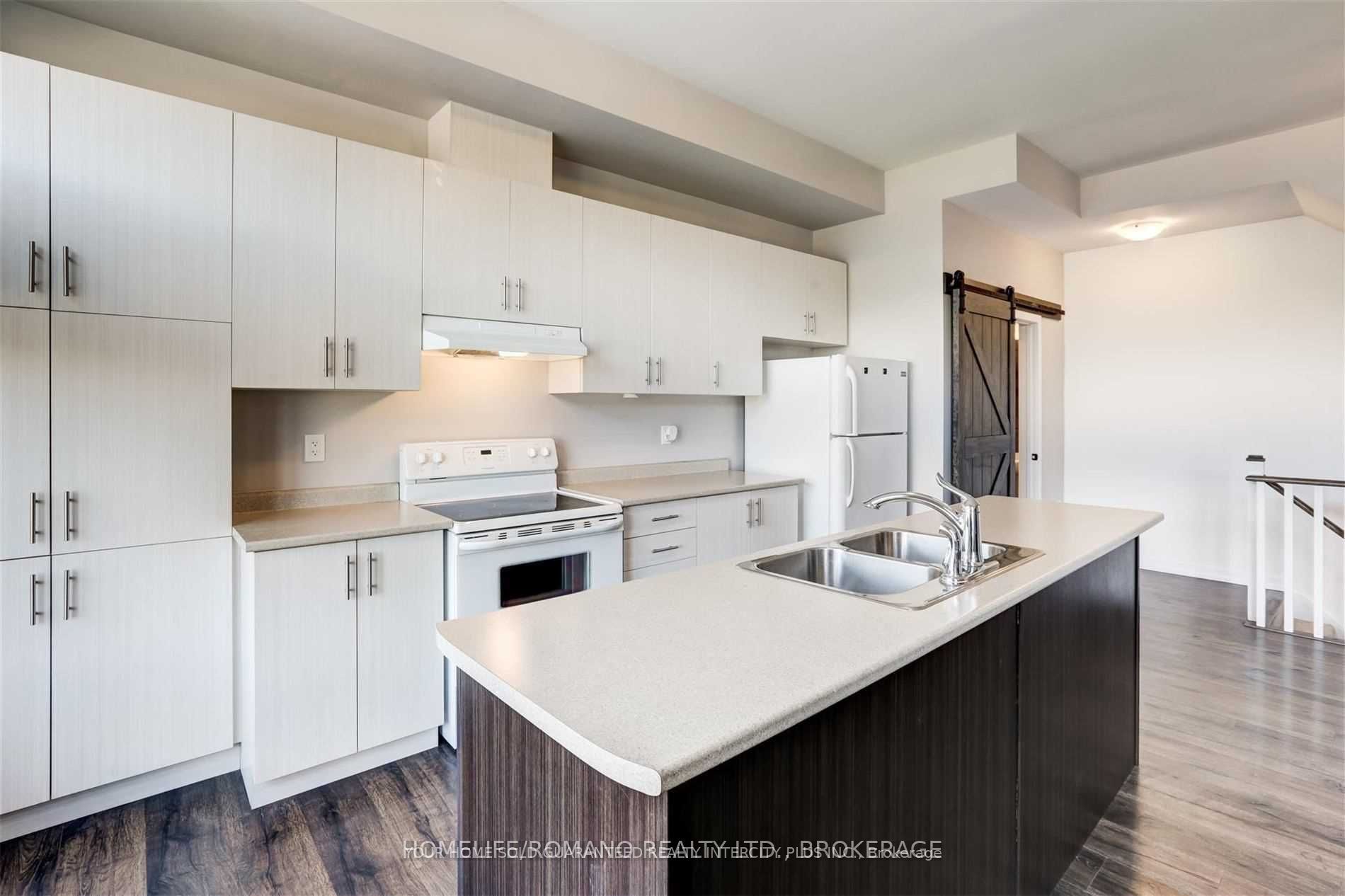 12512 Ninth Line Property Photo 7