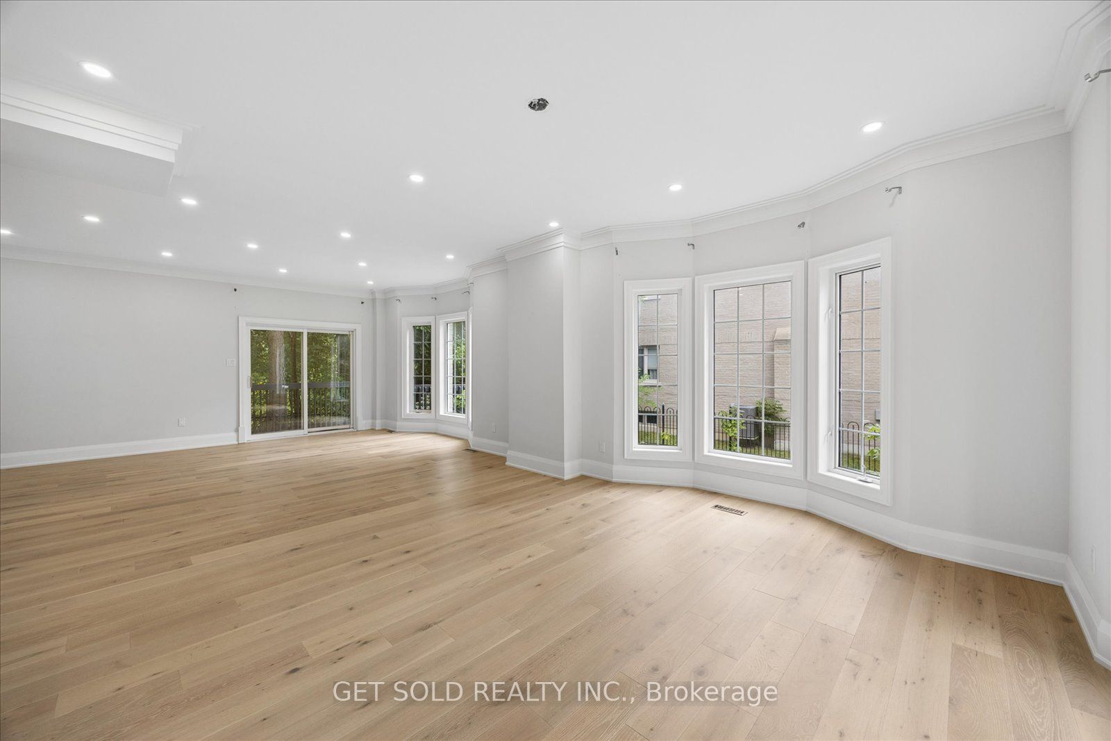 49 Pearson Avenue Property Photo 9
