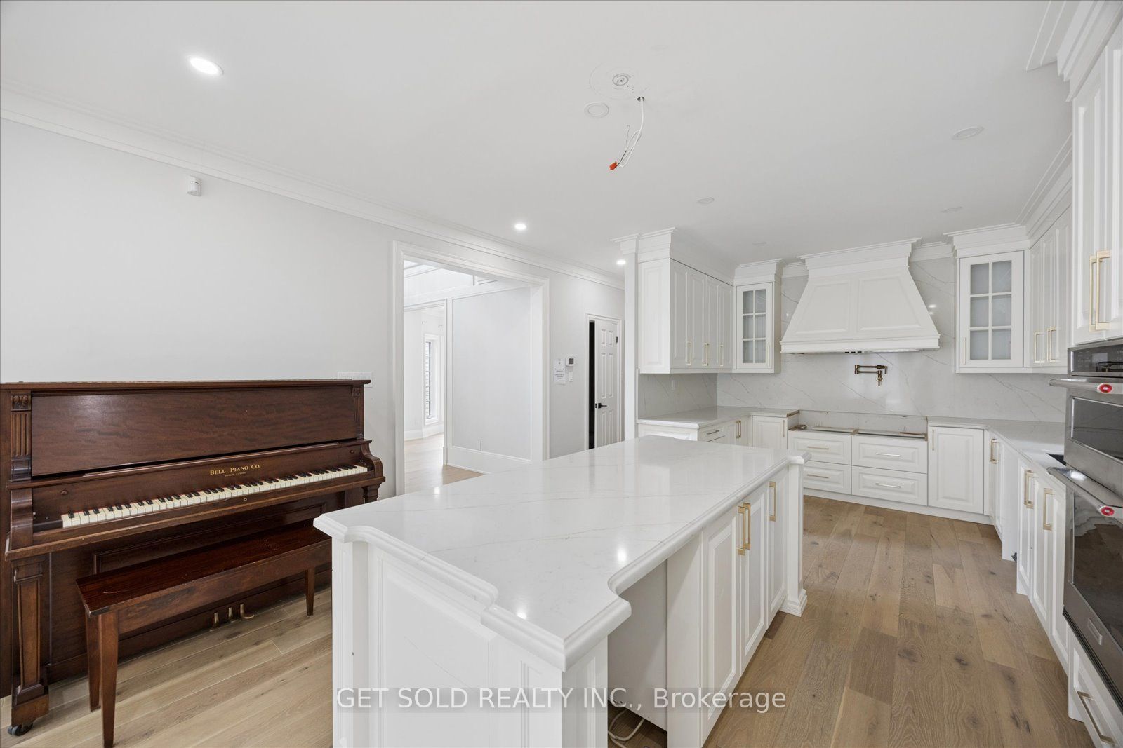 49 Pearson Avenue Property Photo 13