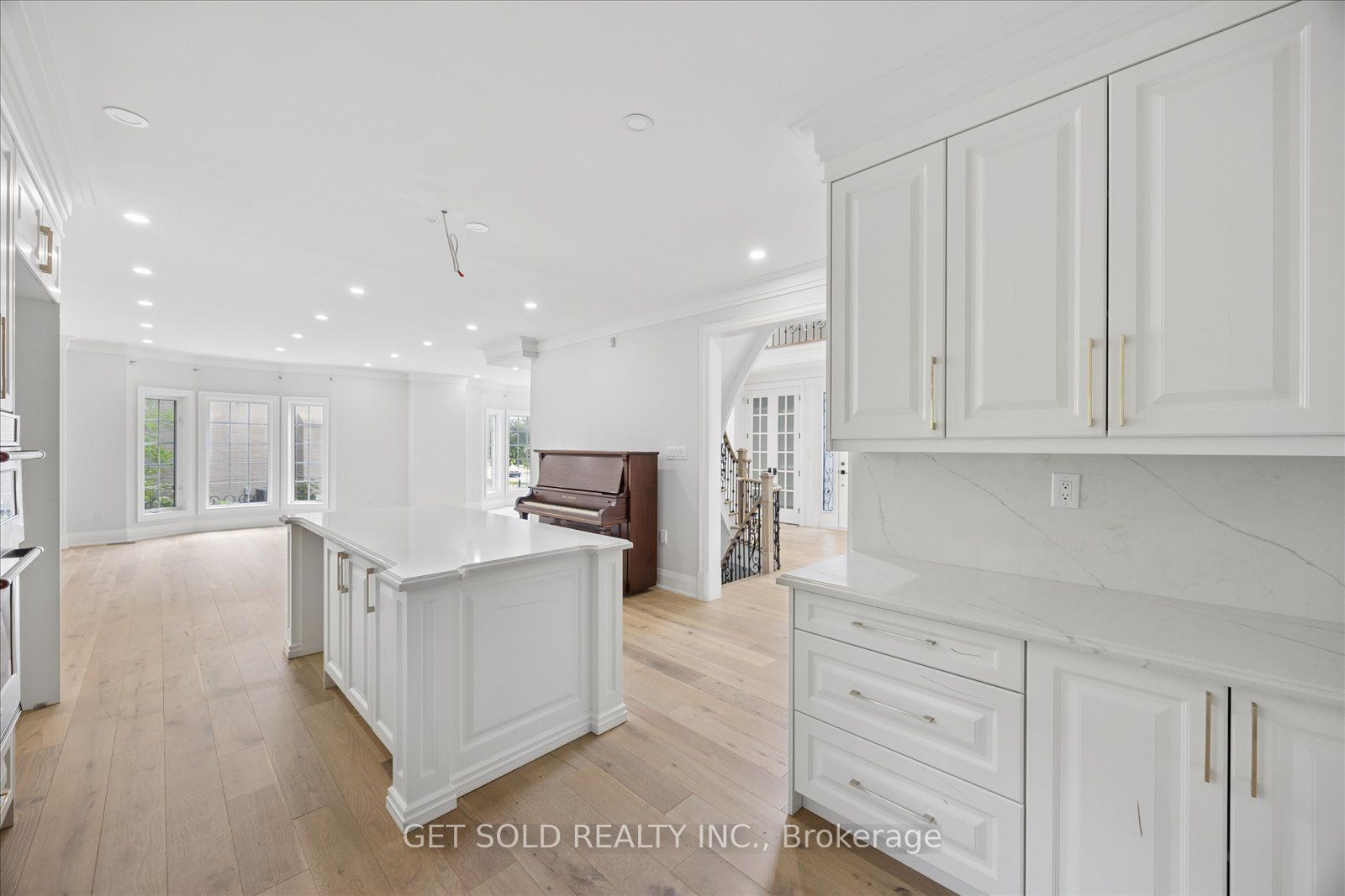 49 Pearson Avenue Property Photo 17