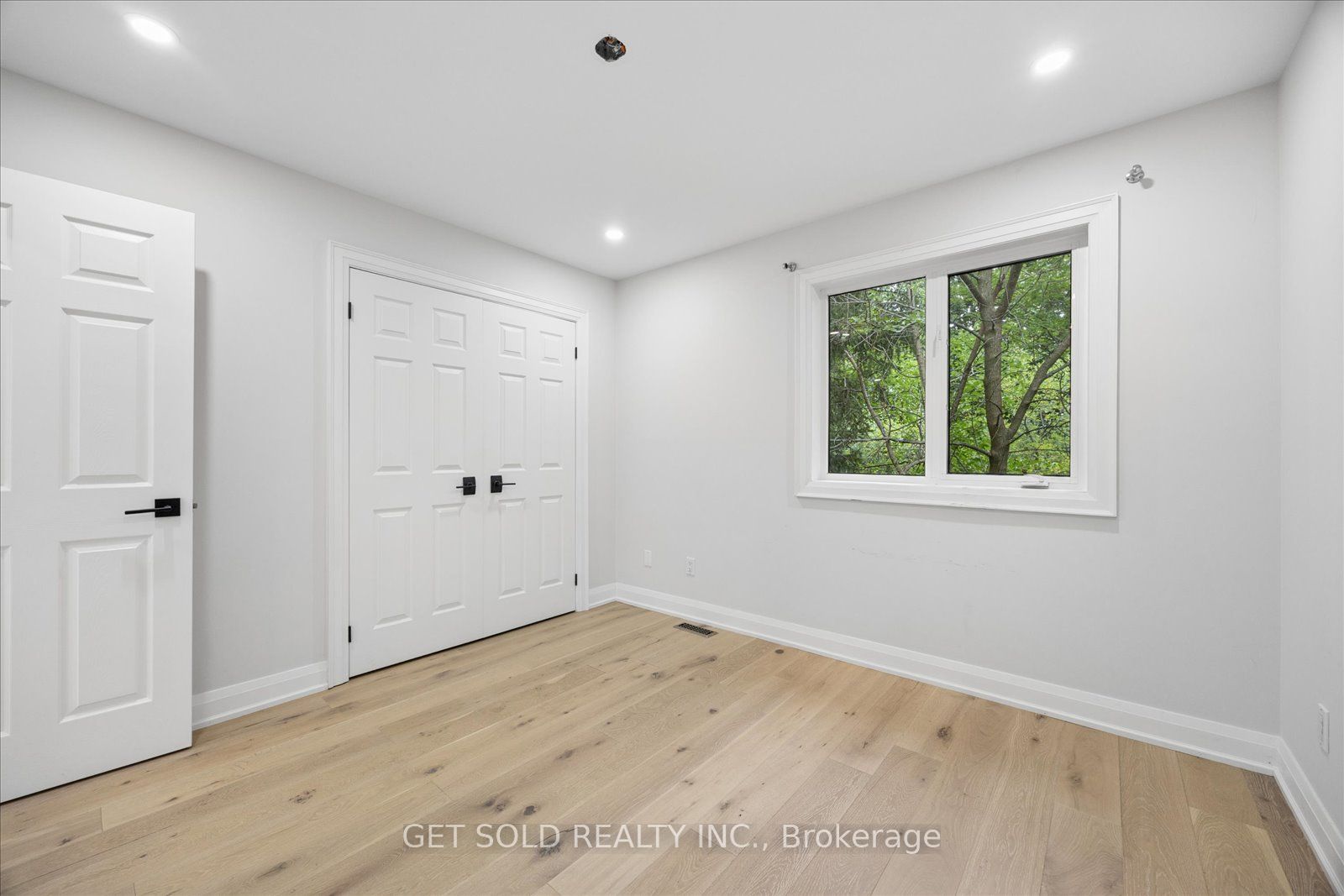 49 Pearson Avenue Property Photo 30