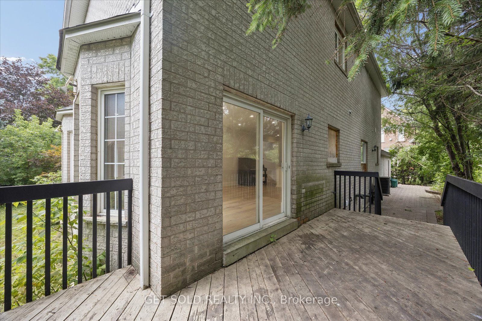 49 Pearson Avenue Property Photo 45