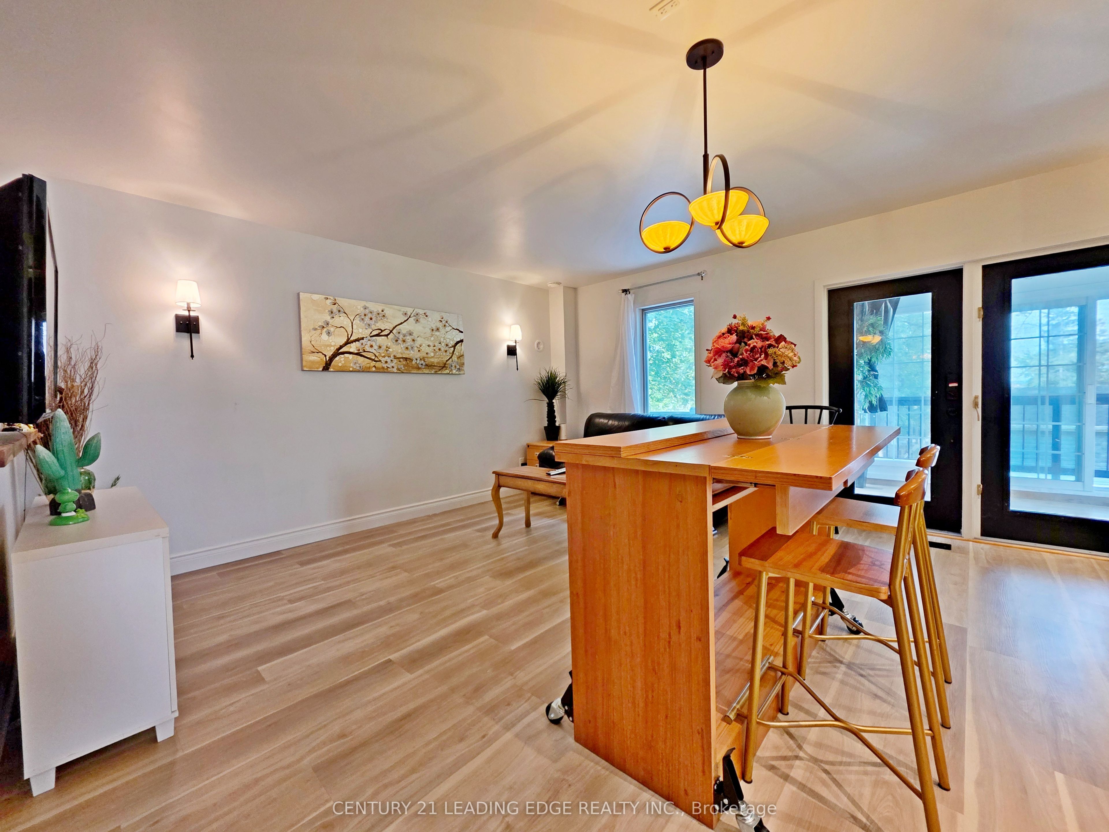 260 Metro Road N B Property Photo 6