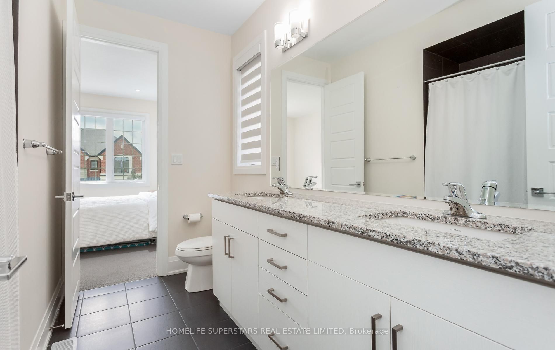 12 John Henry Street Property Photo 24