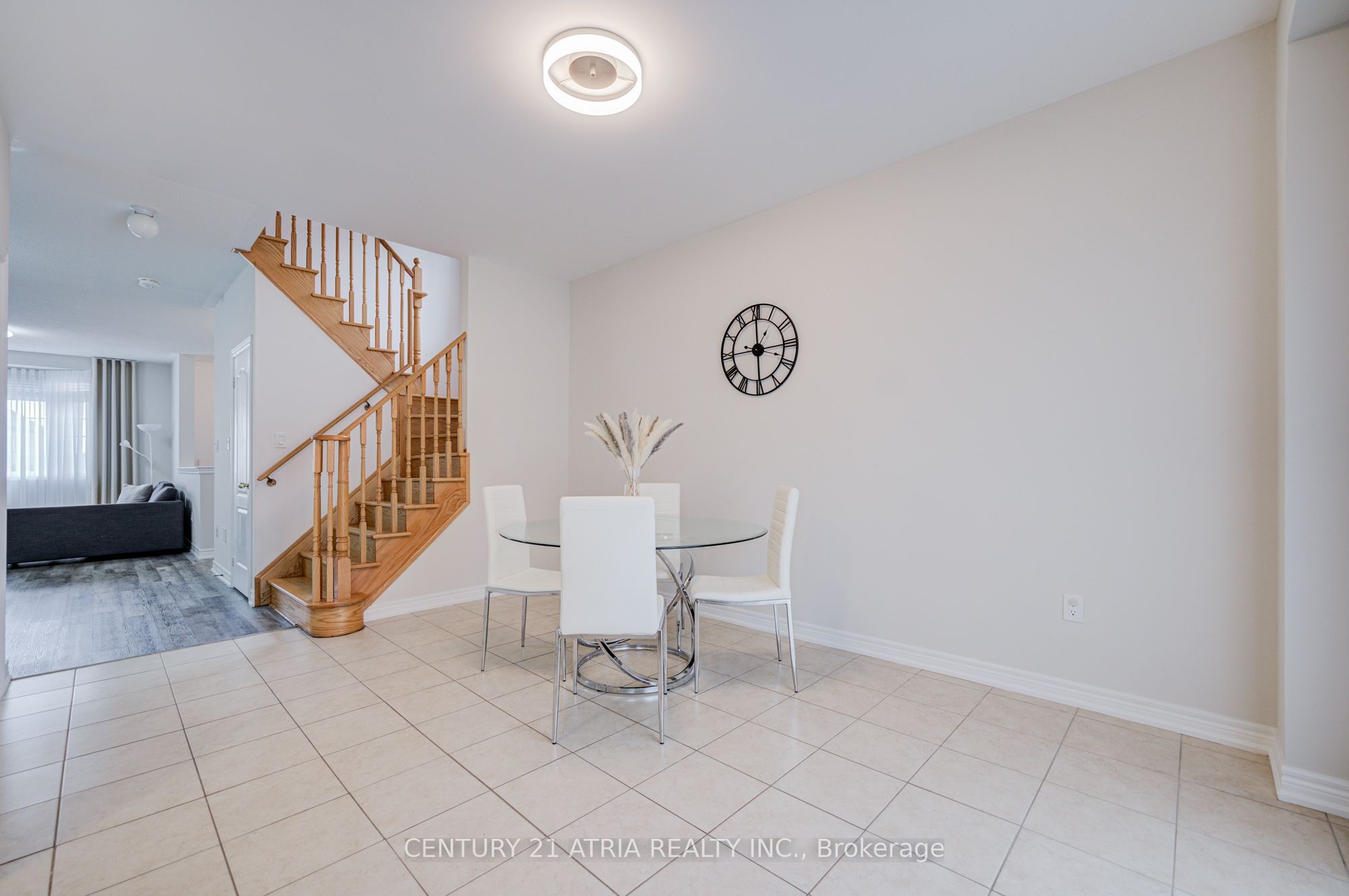 25 Matthewson Avenue Property Photo 18