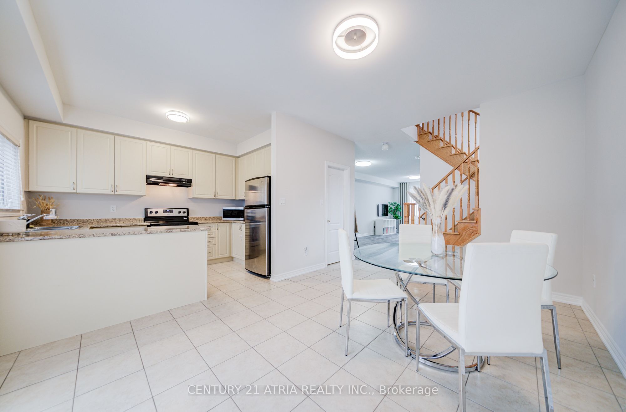 25 Matthewson Avenue Property Photo 19