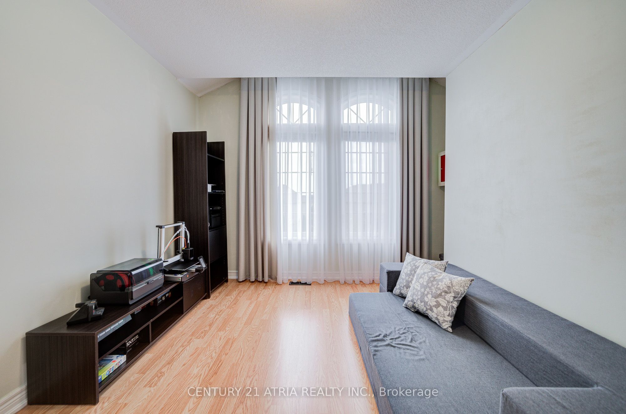 25 Matthewson Avenue Property Photo 29