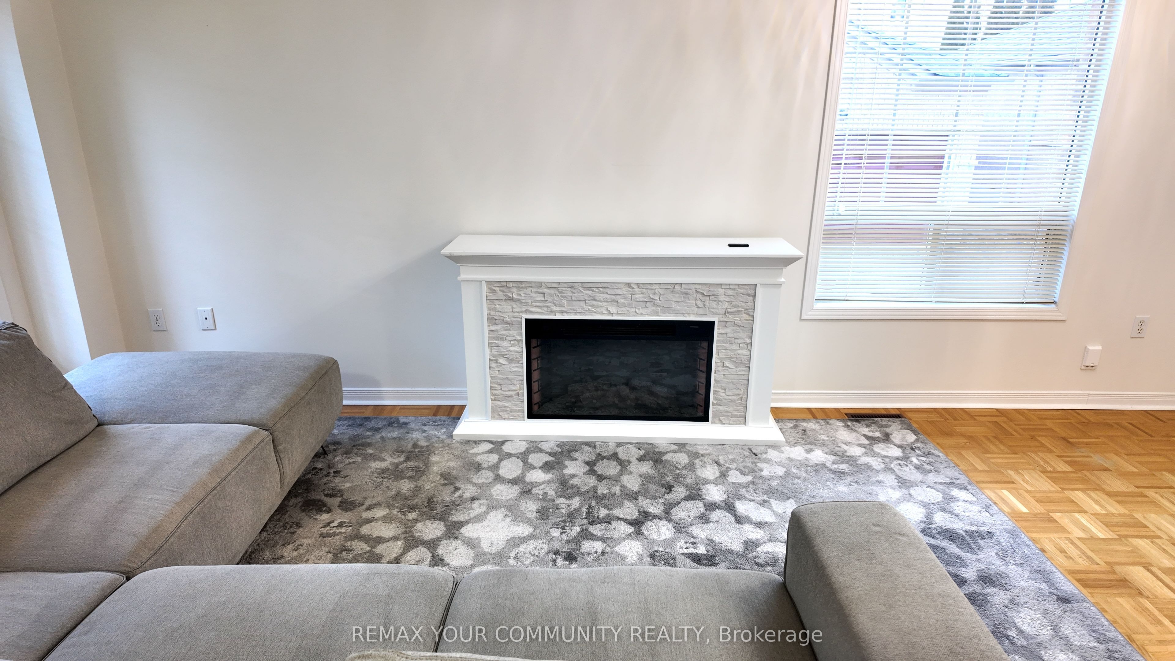120 Santina Street Main Property Photo 5