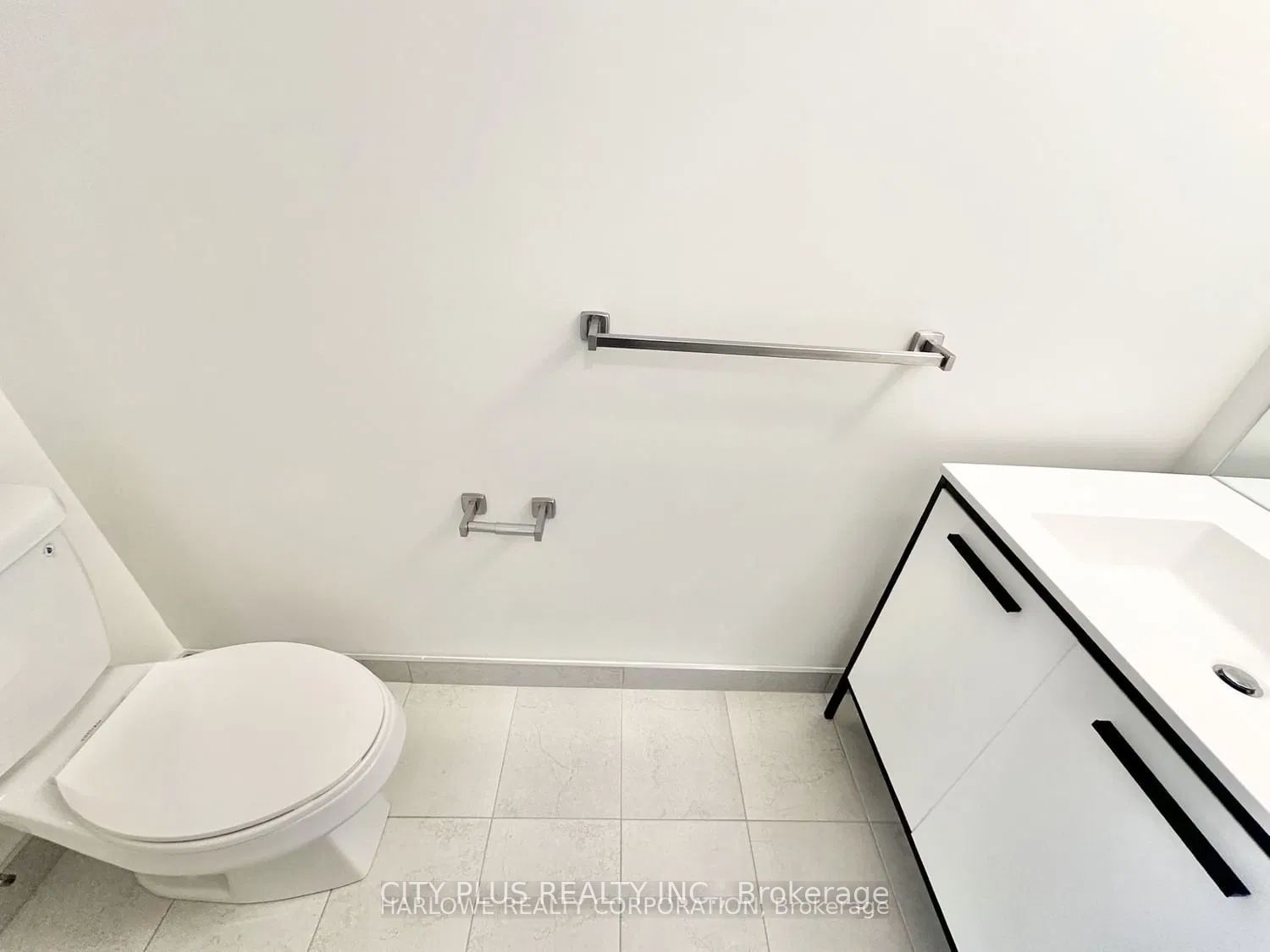 185 Deerfield Road 601 Property Photo 15