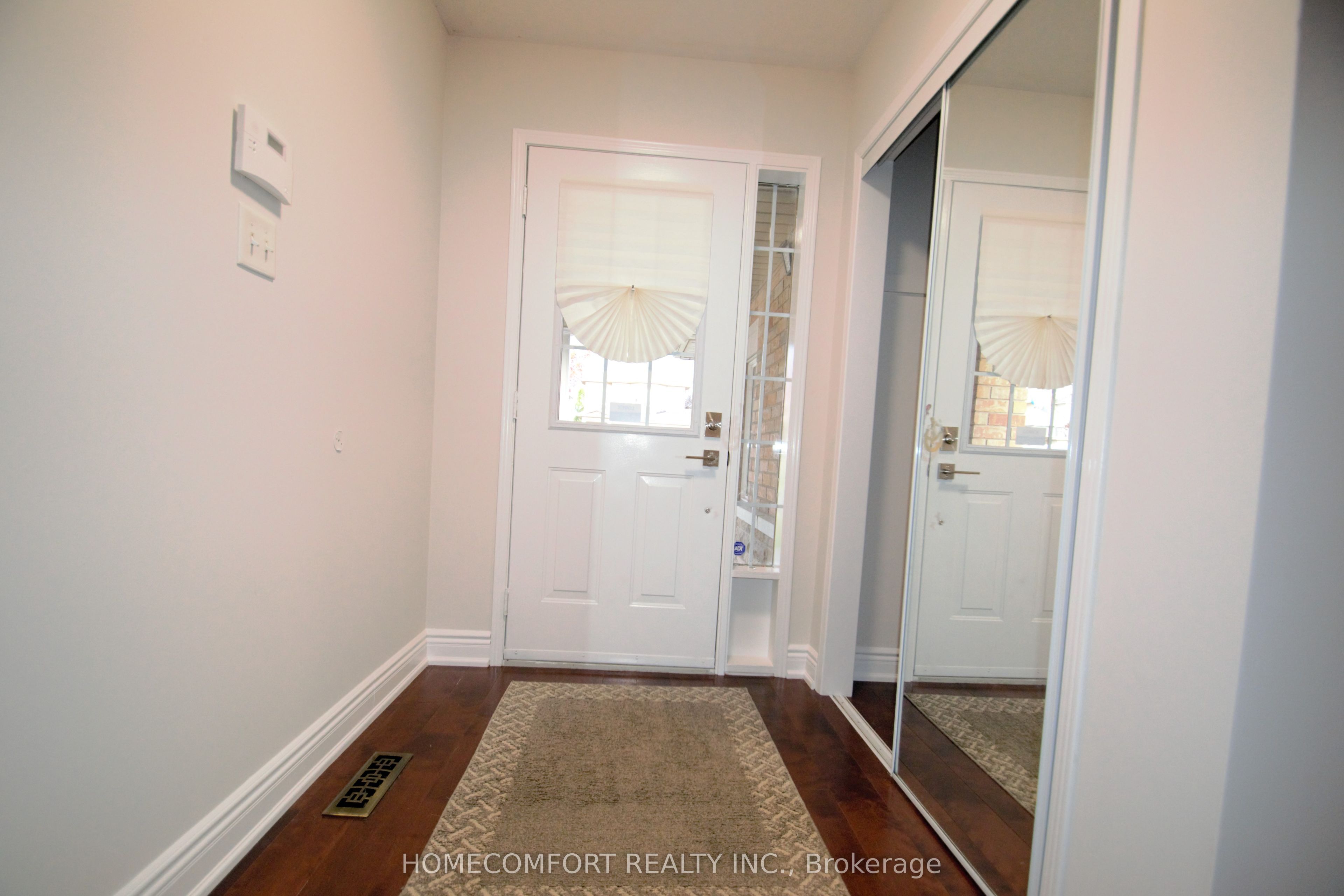 28 Deerwood Crescent Property Photo 2