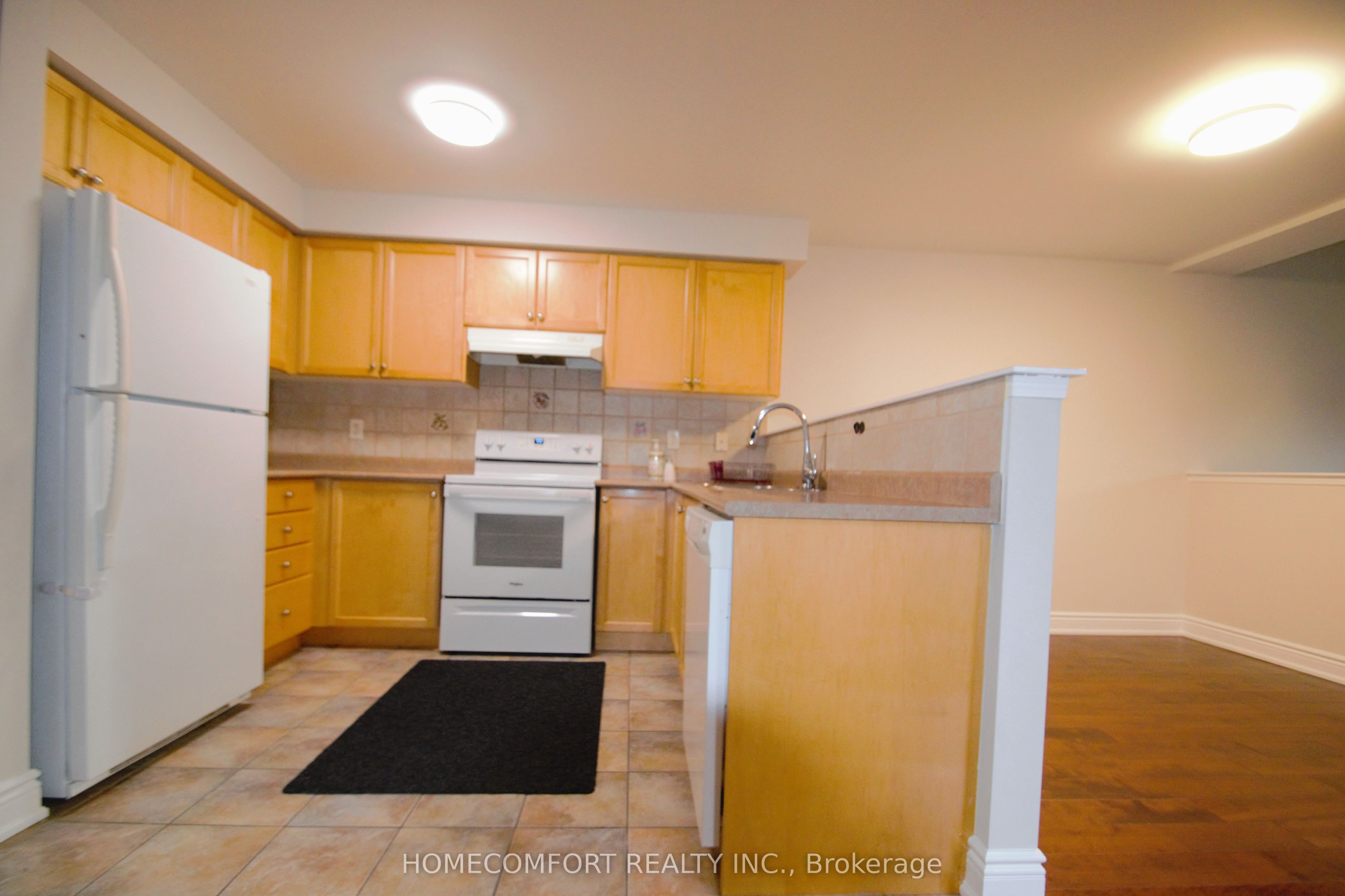 28 Deerwood Crescent Property Photo 5
