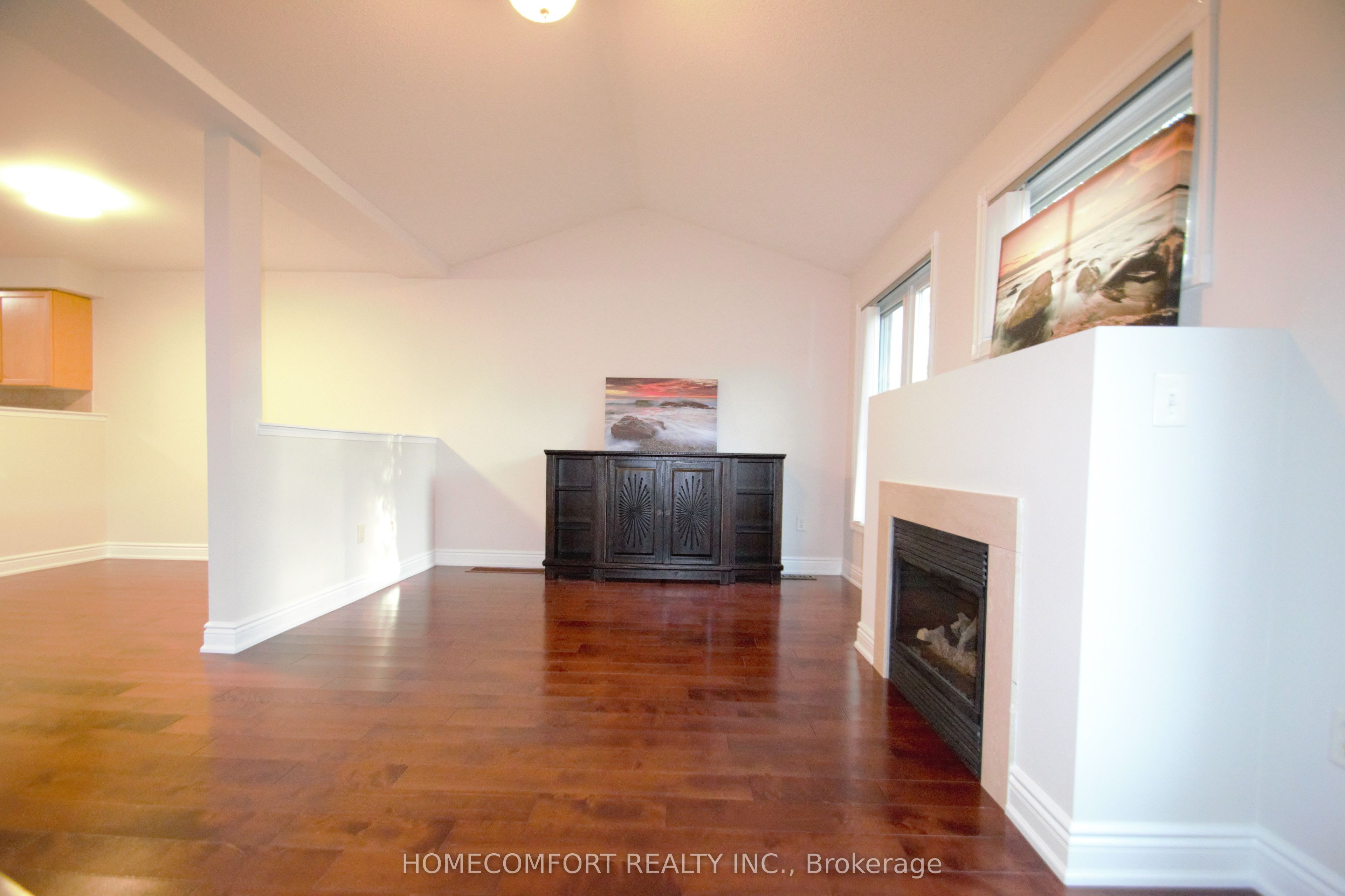 28 Deerwood Crescent Property Photo 8