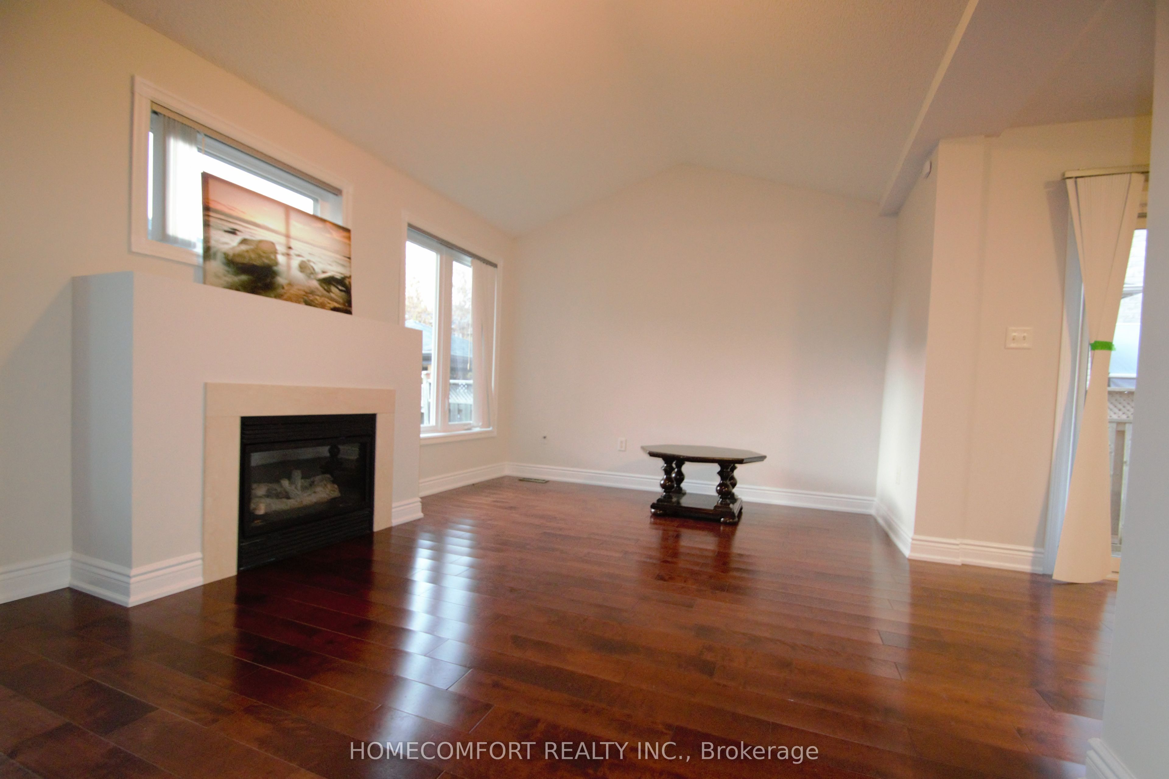 28 Deerwood Crescent Property Photo 9
