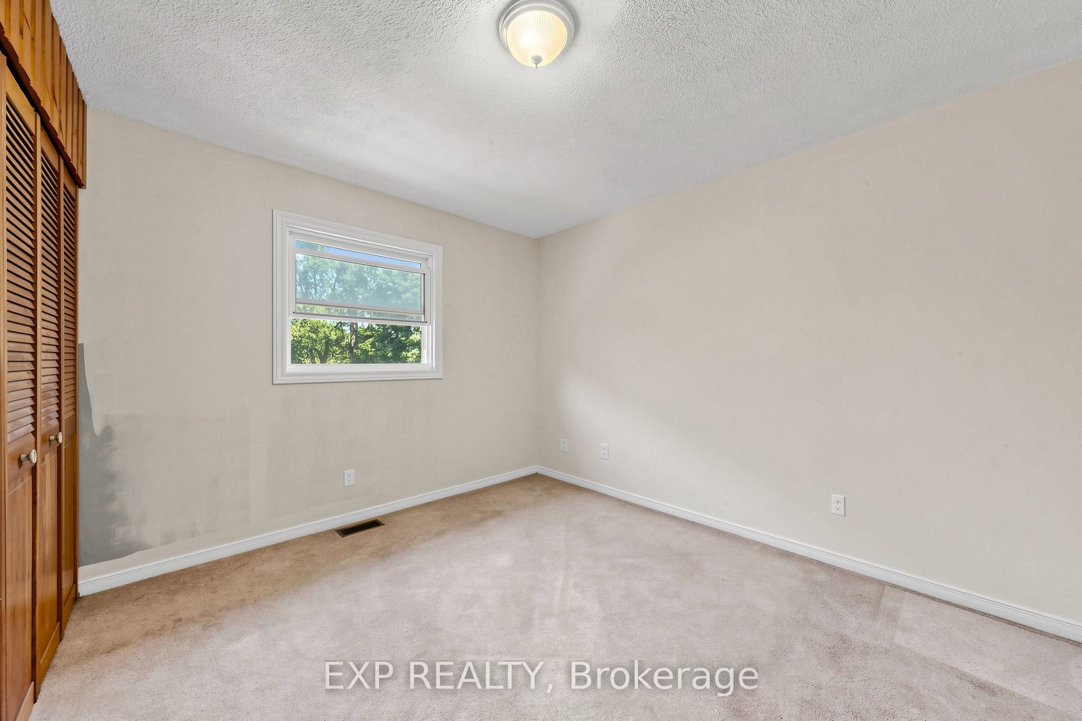 146 Bessborough Drive Property Photo 19