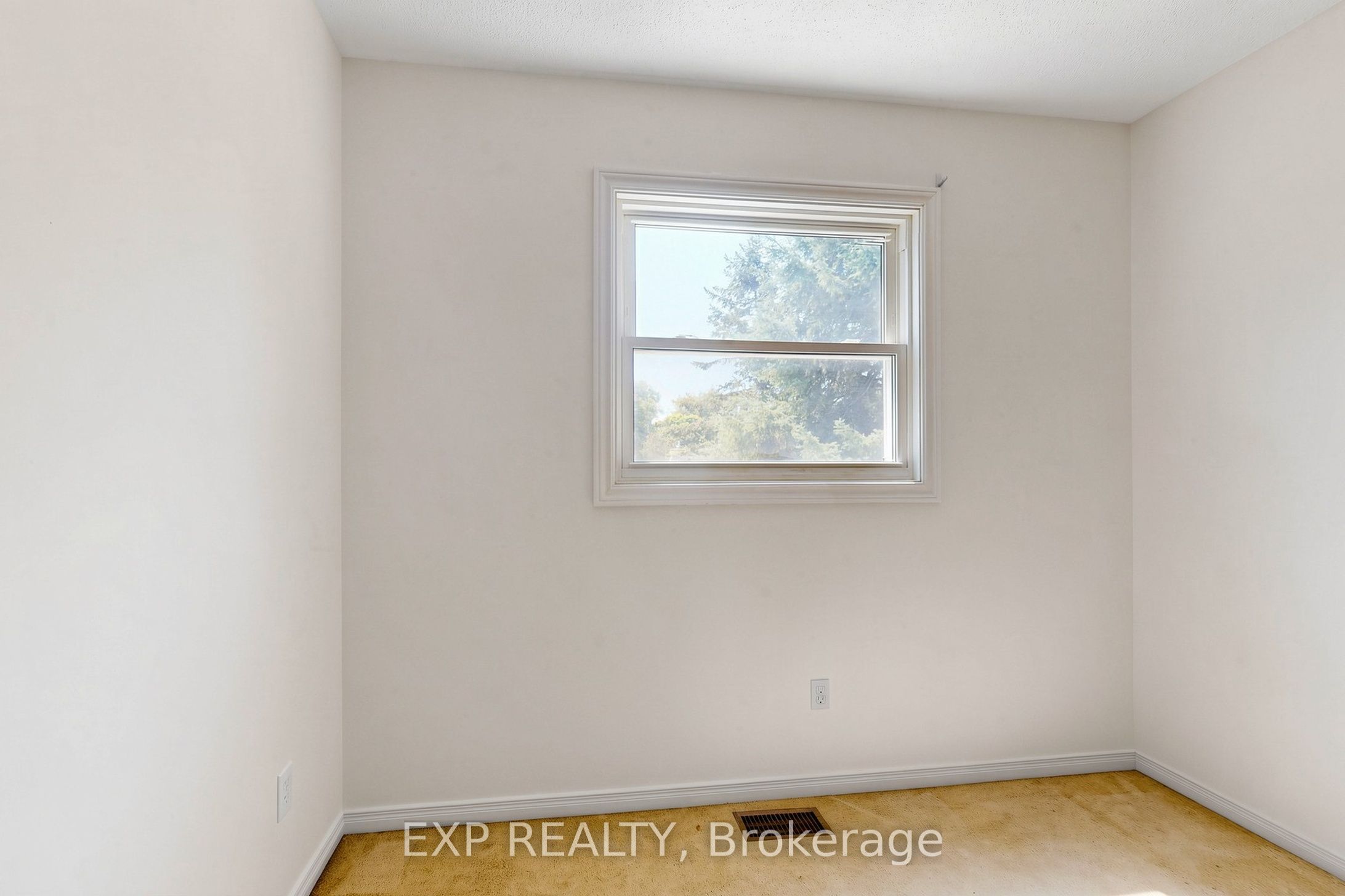 146 Bessborough Drive Property Photo 25