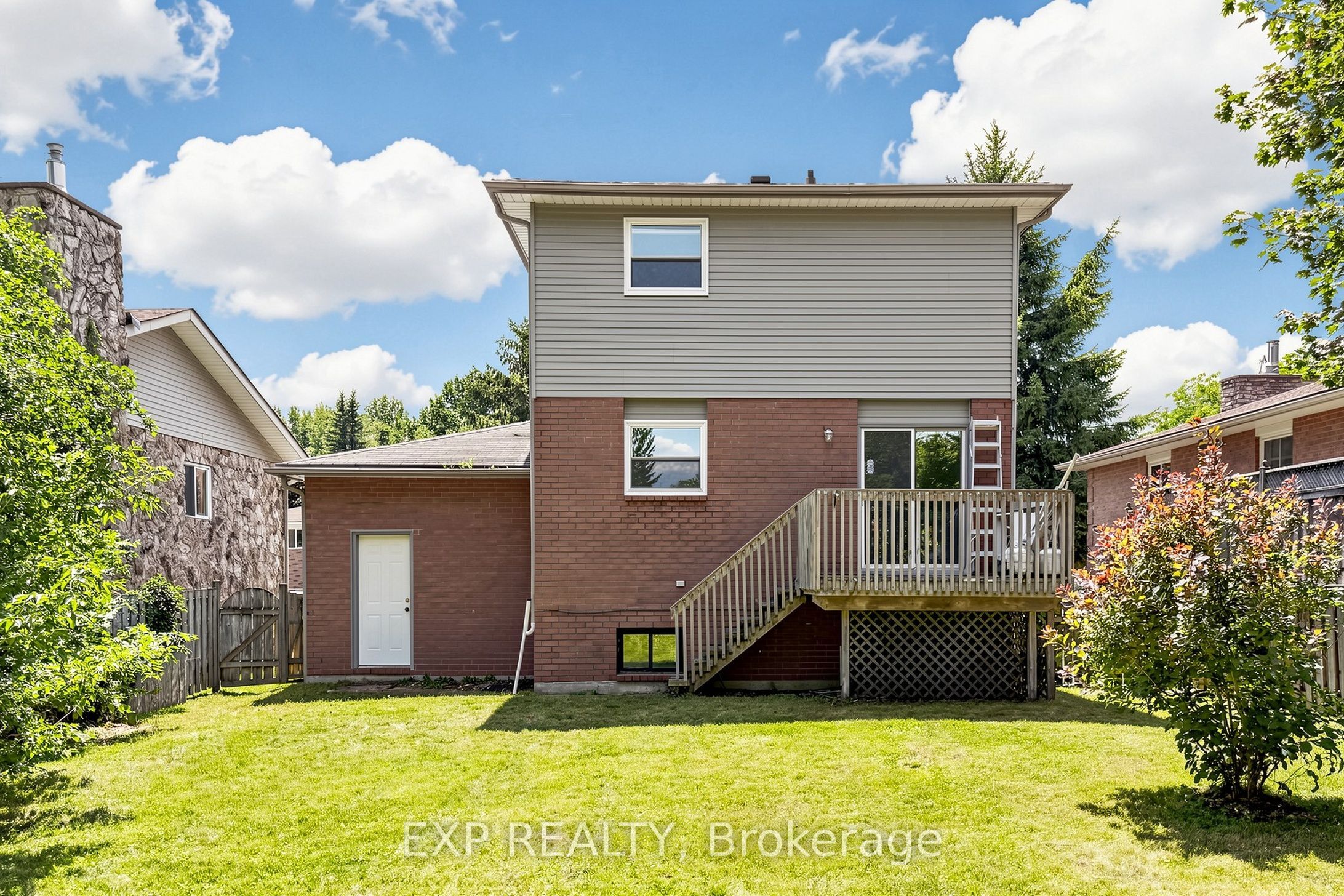 146 Bessborough Drive Property Photo 33