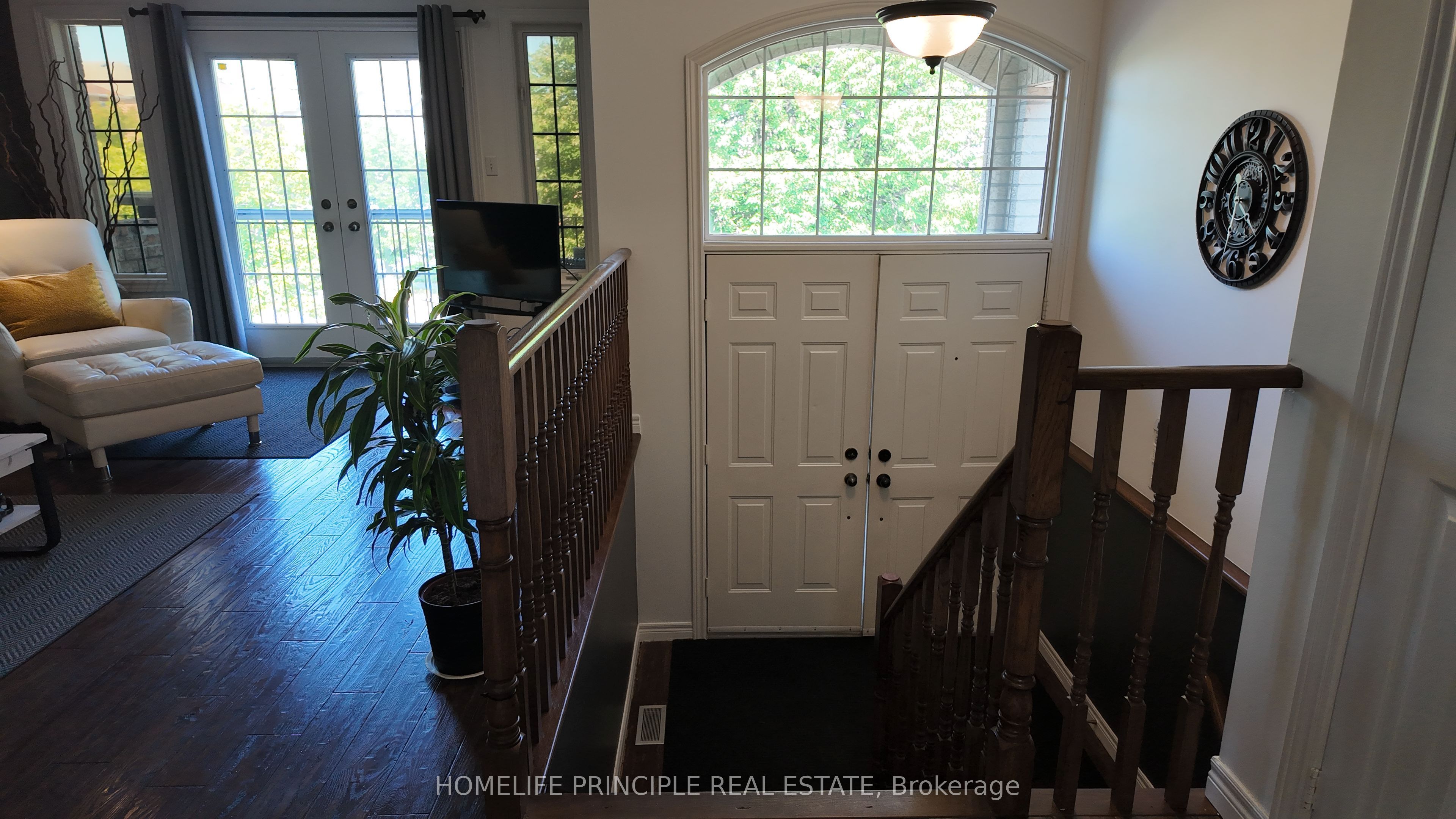 18 D'amato Crescent E Property Photo 3