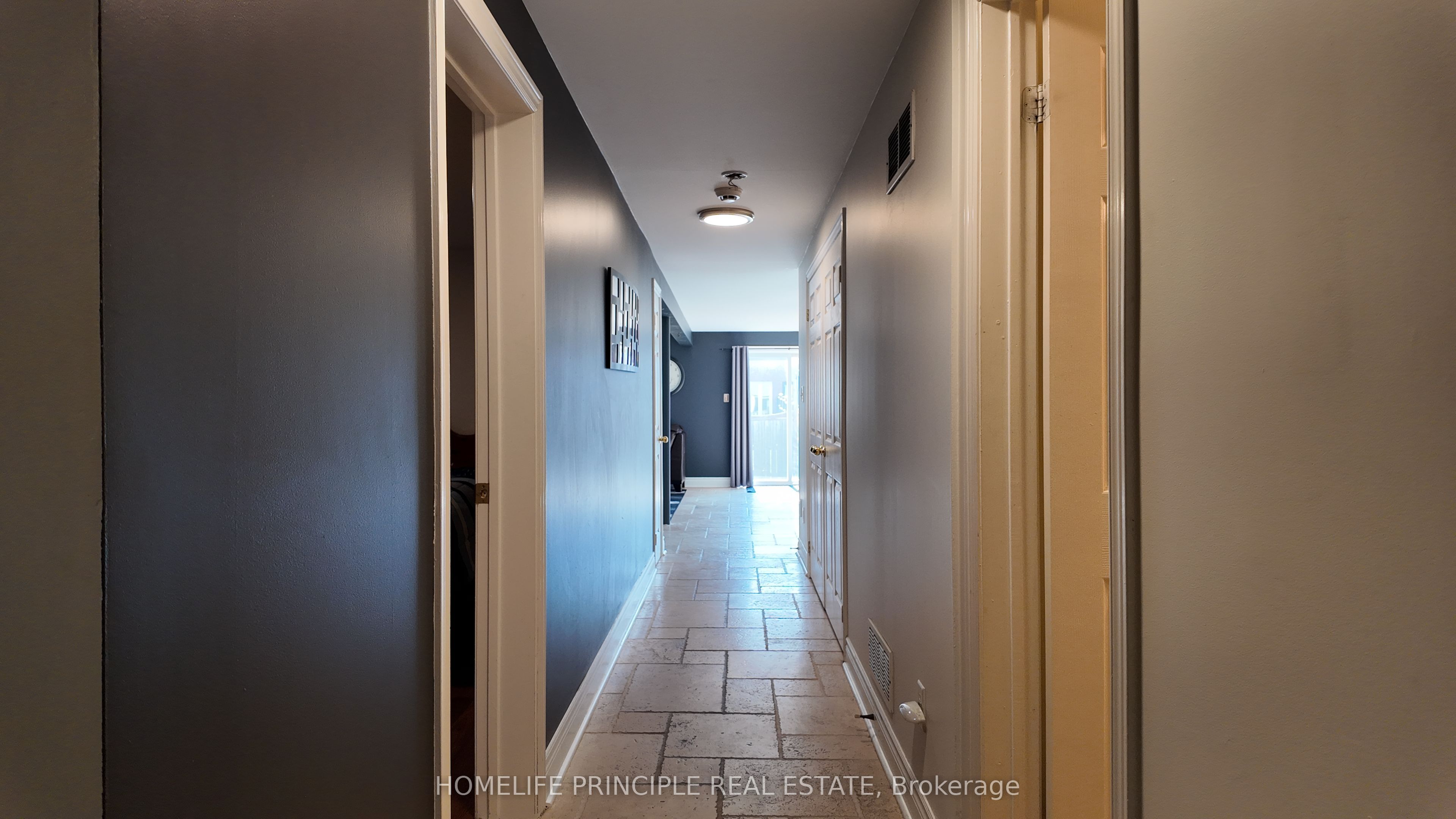18 D'amato Crescent E Property Photo 19